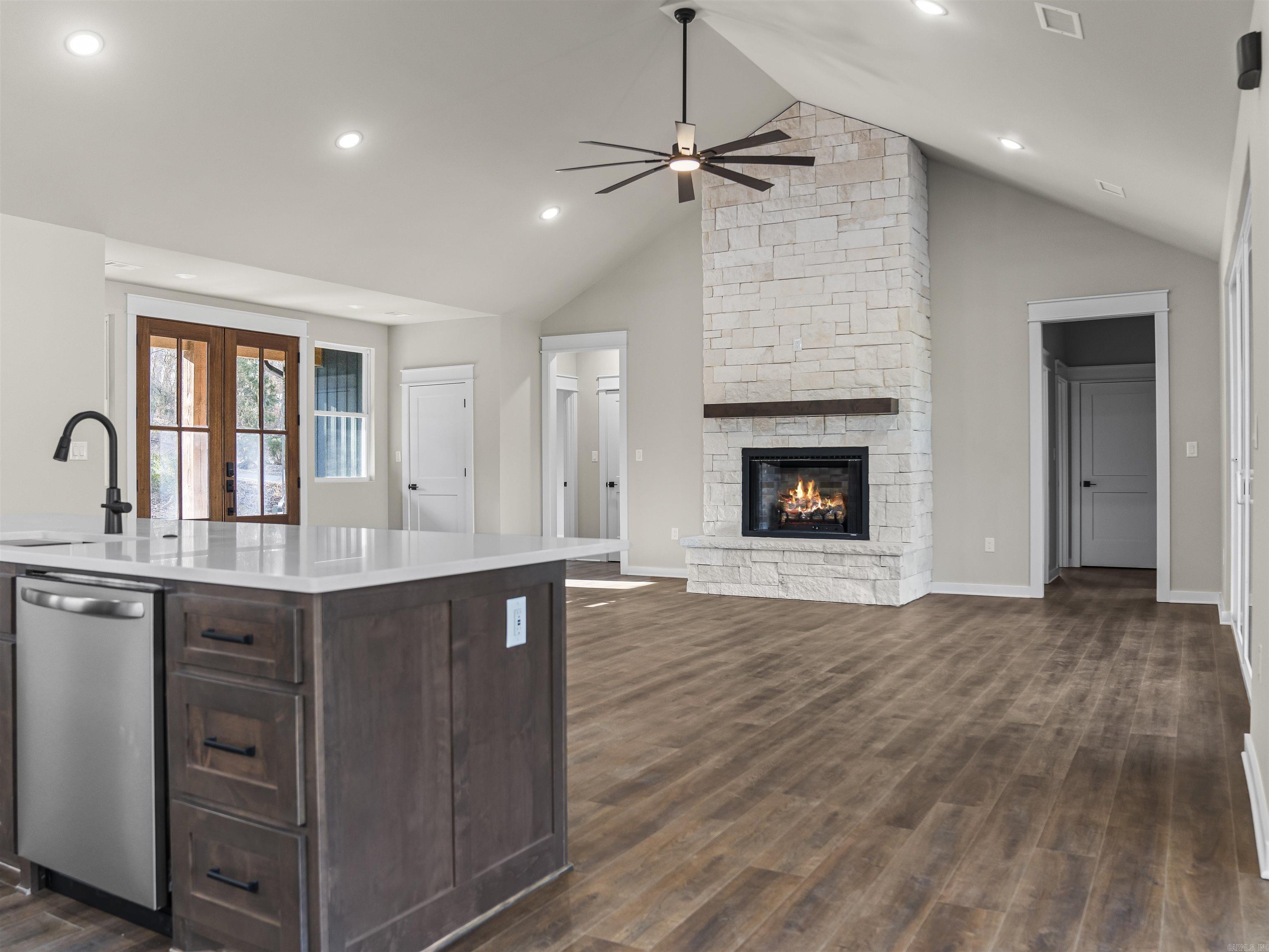 28 Darro  Hot Springs Village, AR