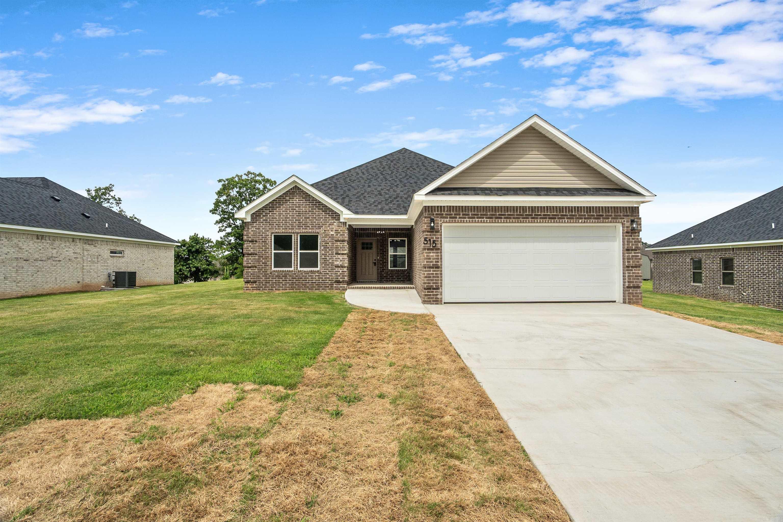 515 Madeleine Circle