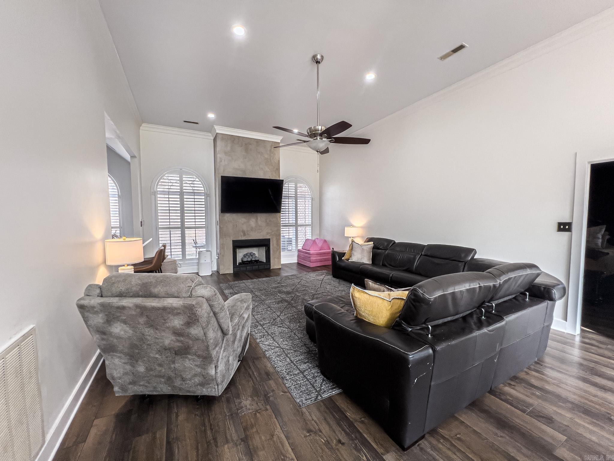 12 Wynnewood  Wynne, AR