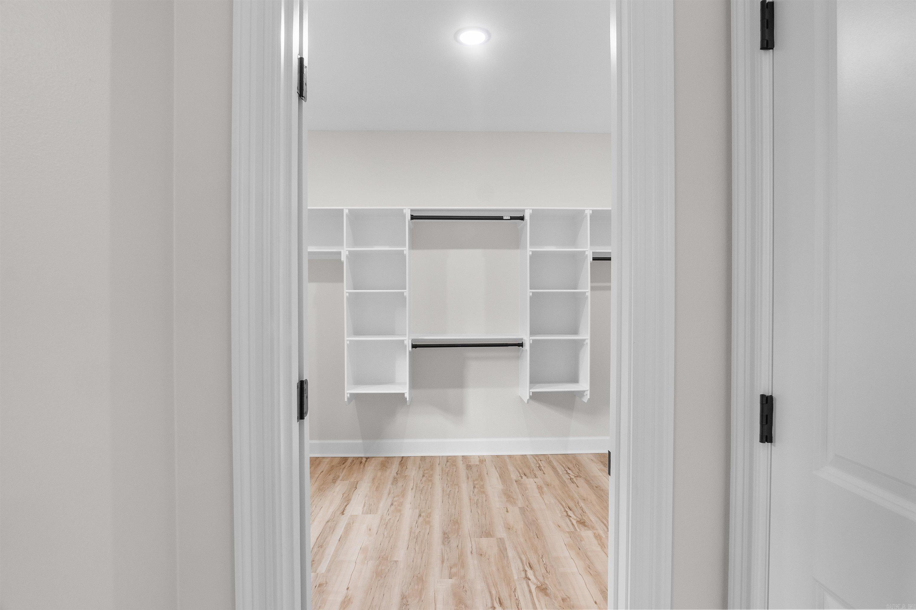 524 Madeleine  Austin, AR