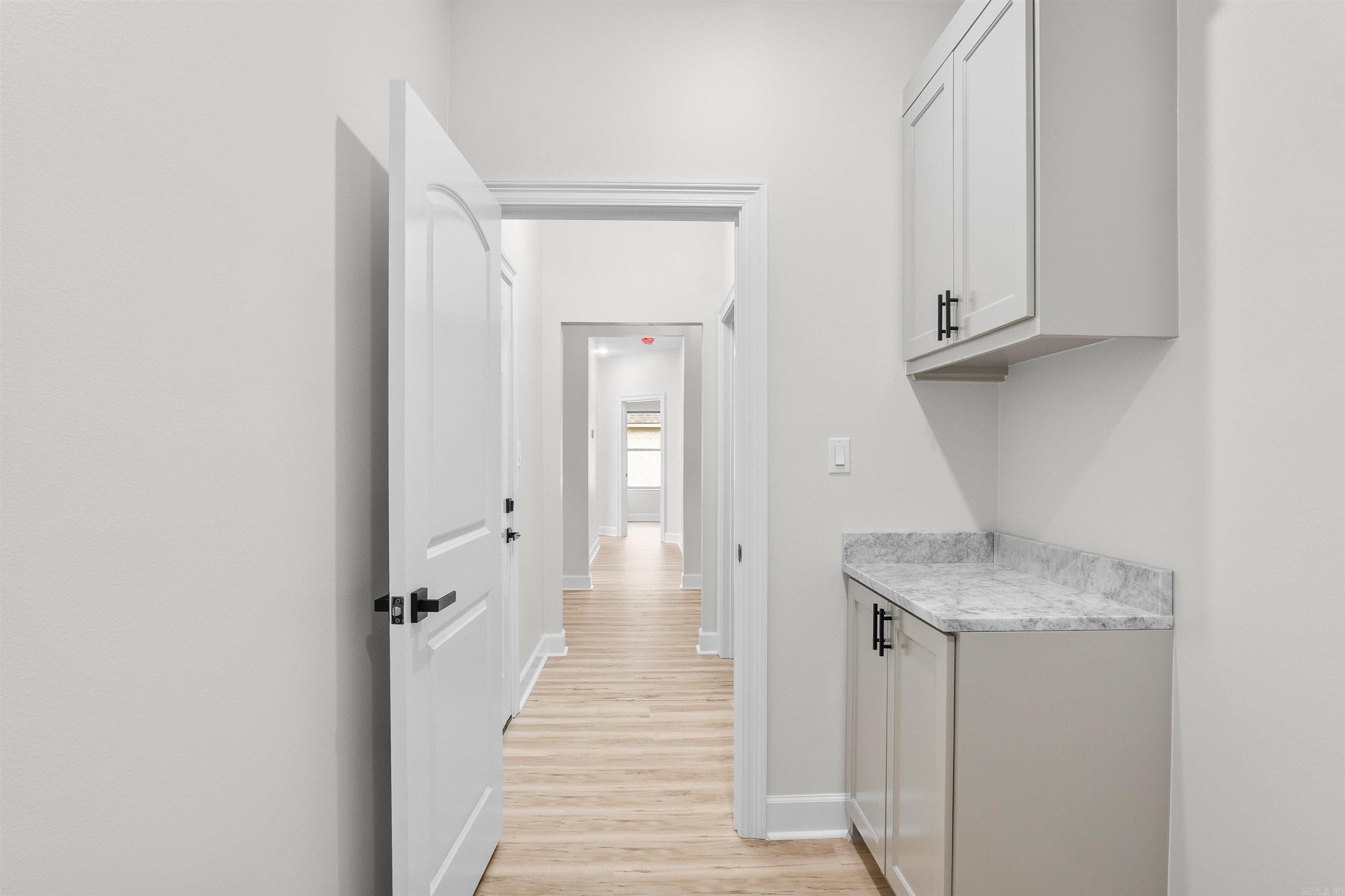 524 Madeleine  Austin, AR