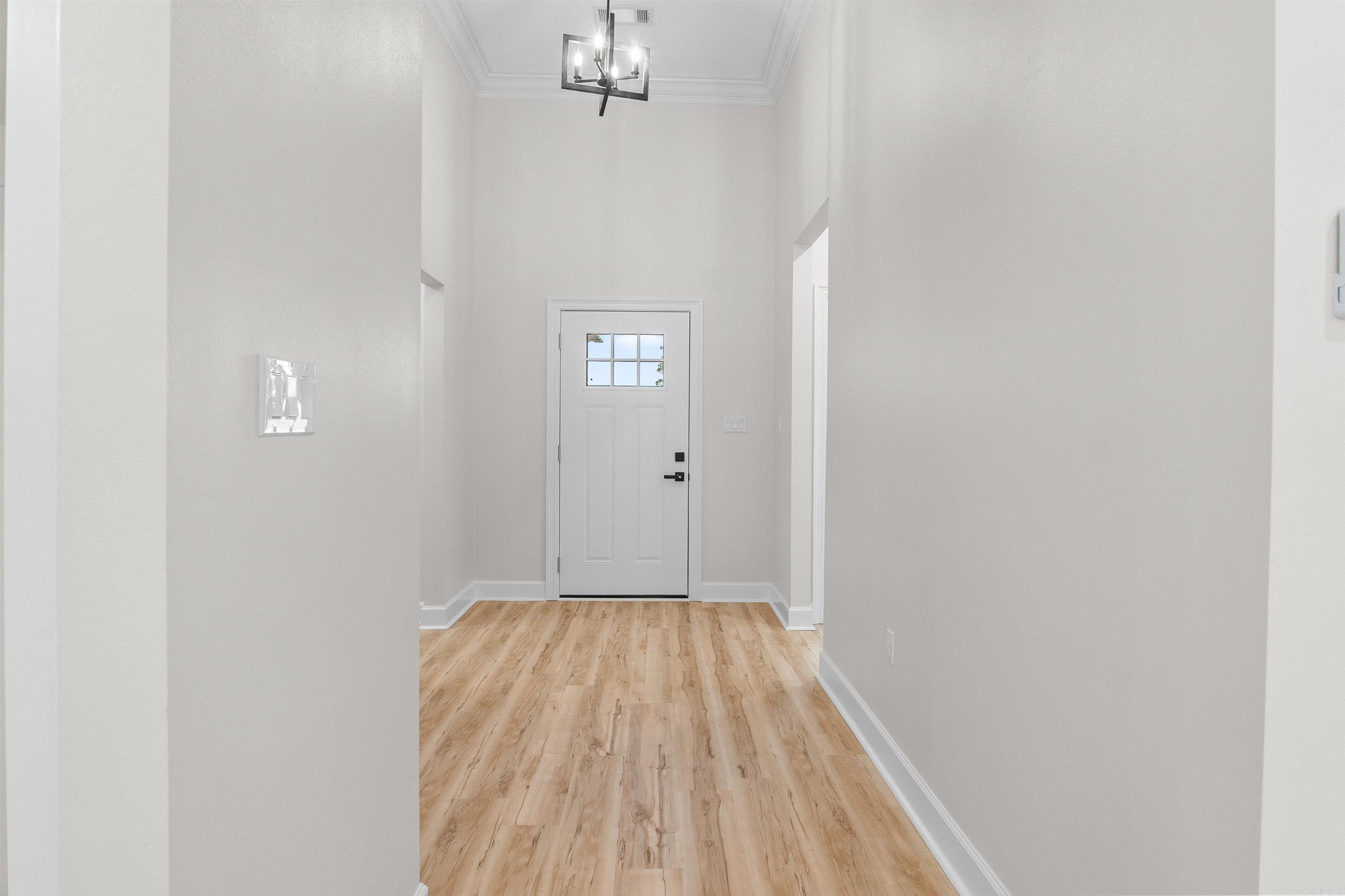 524 Madeleine  Austin, AR