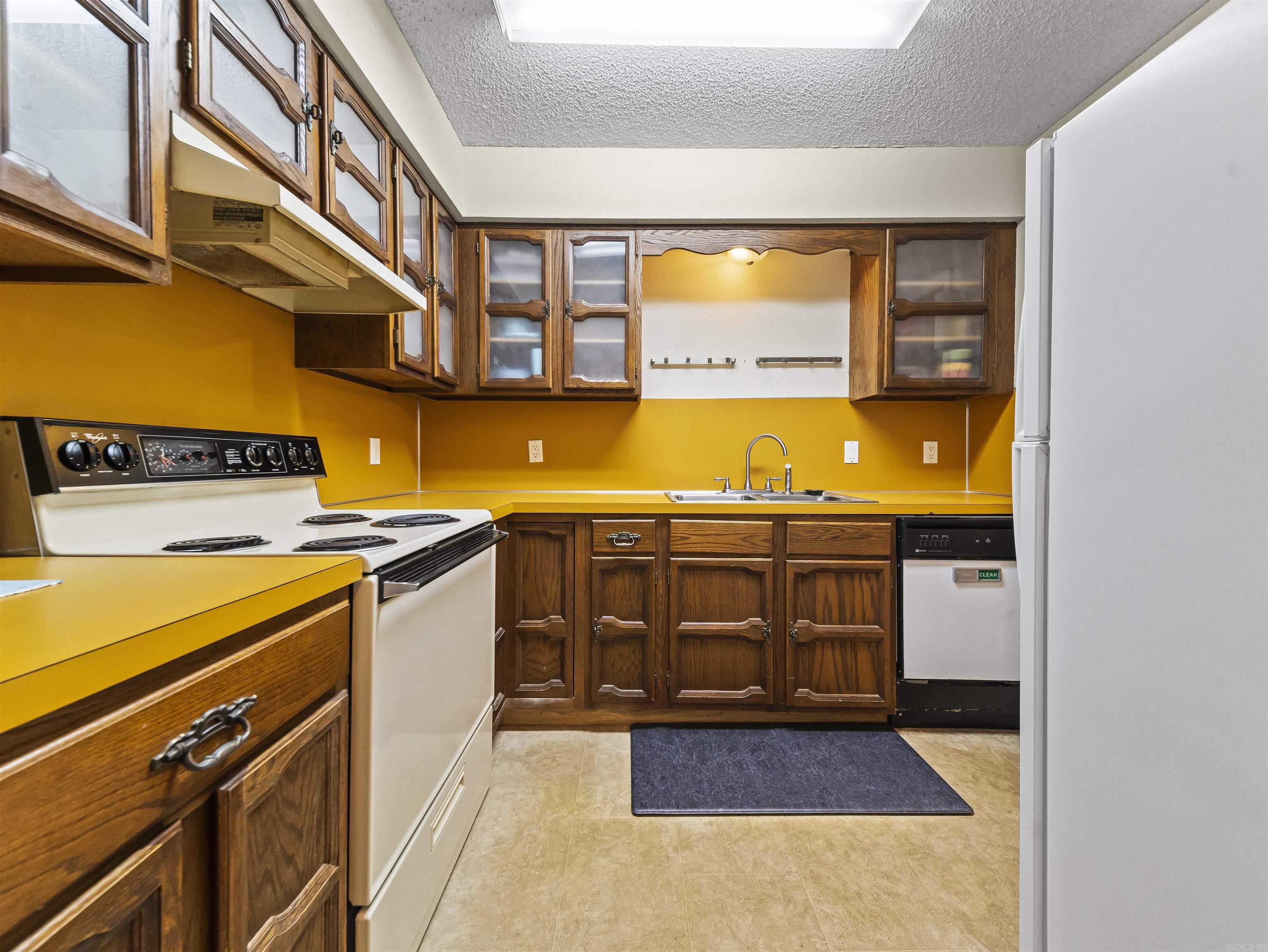 26 Macotera  Hot Springs Village, AR