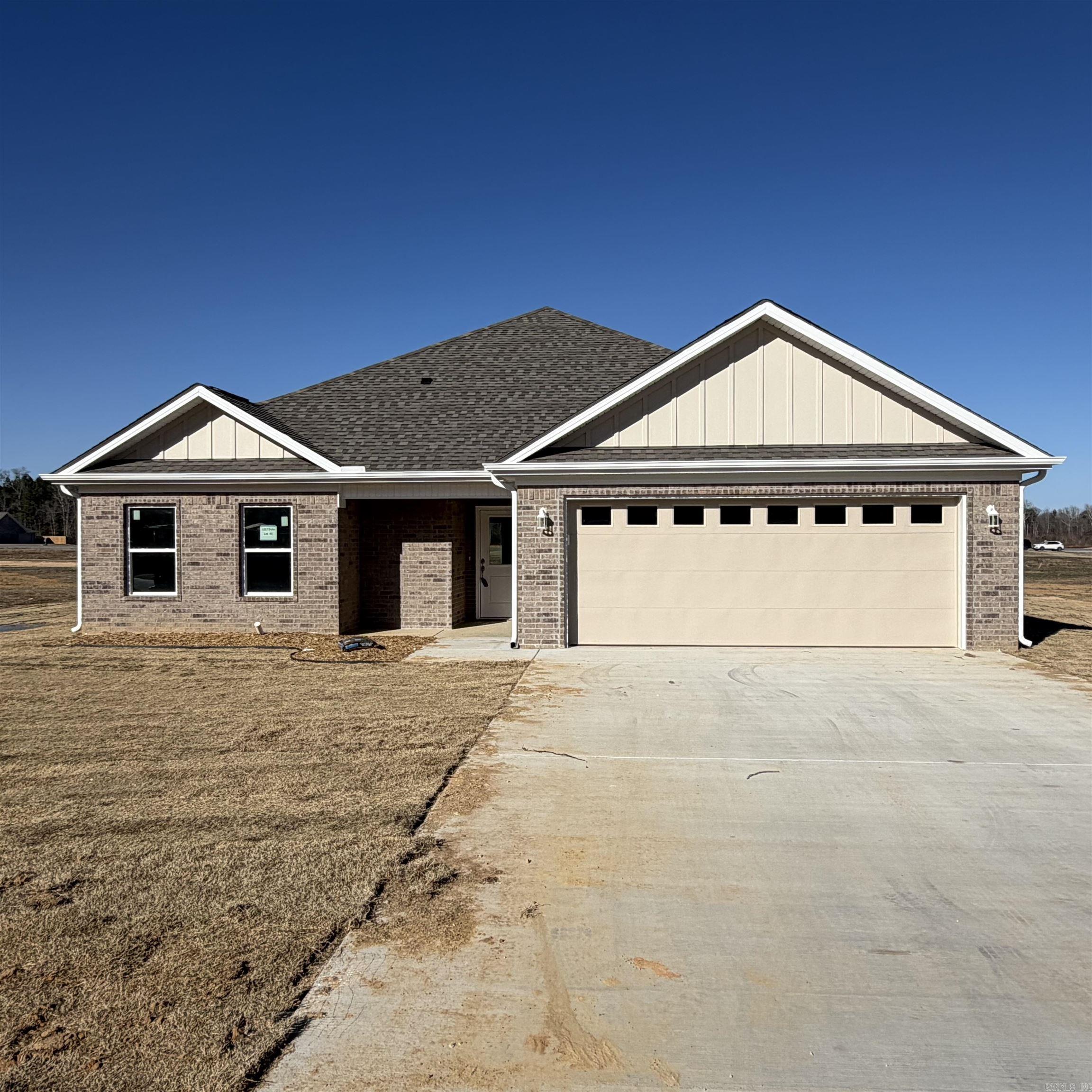 1117 Duke  Bauxite, AR