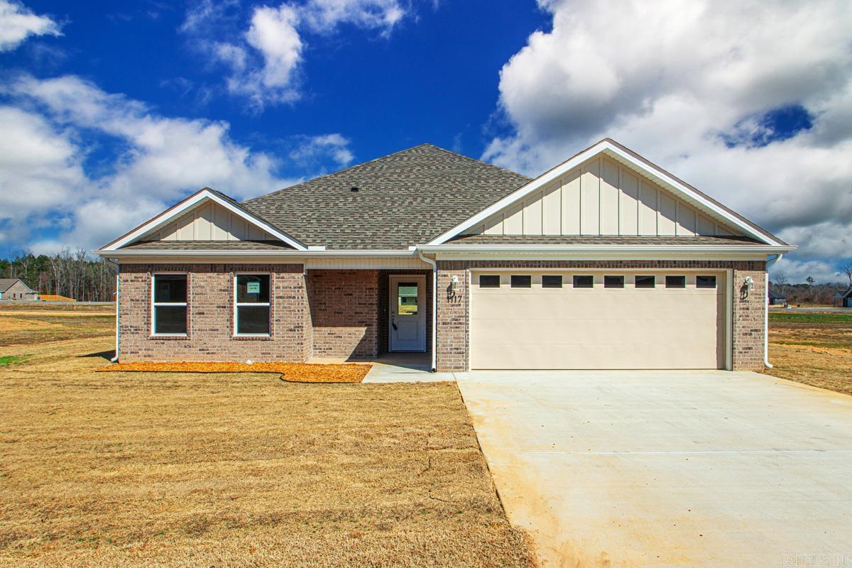 1117 Duke Drive Bauxite, AR 72011