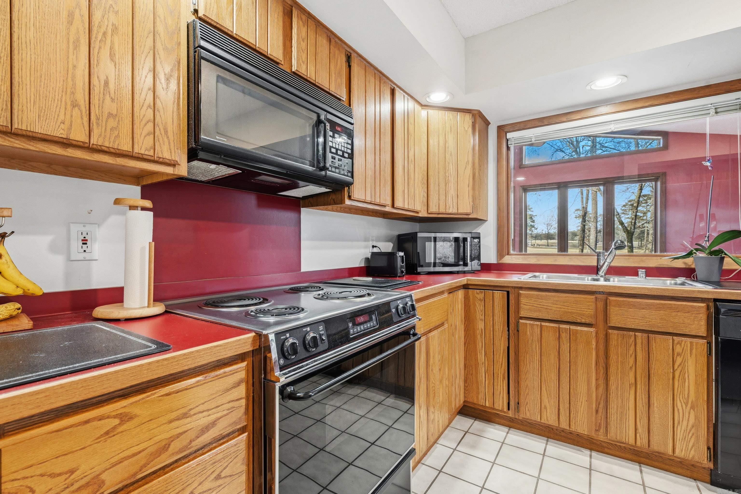 18 Lindura  Hot Springs Village, AR