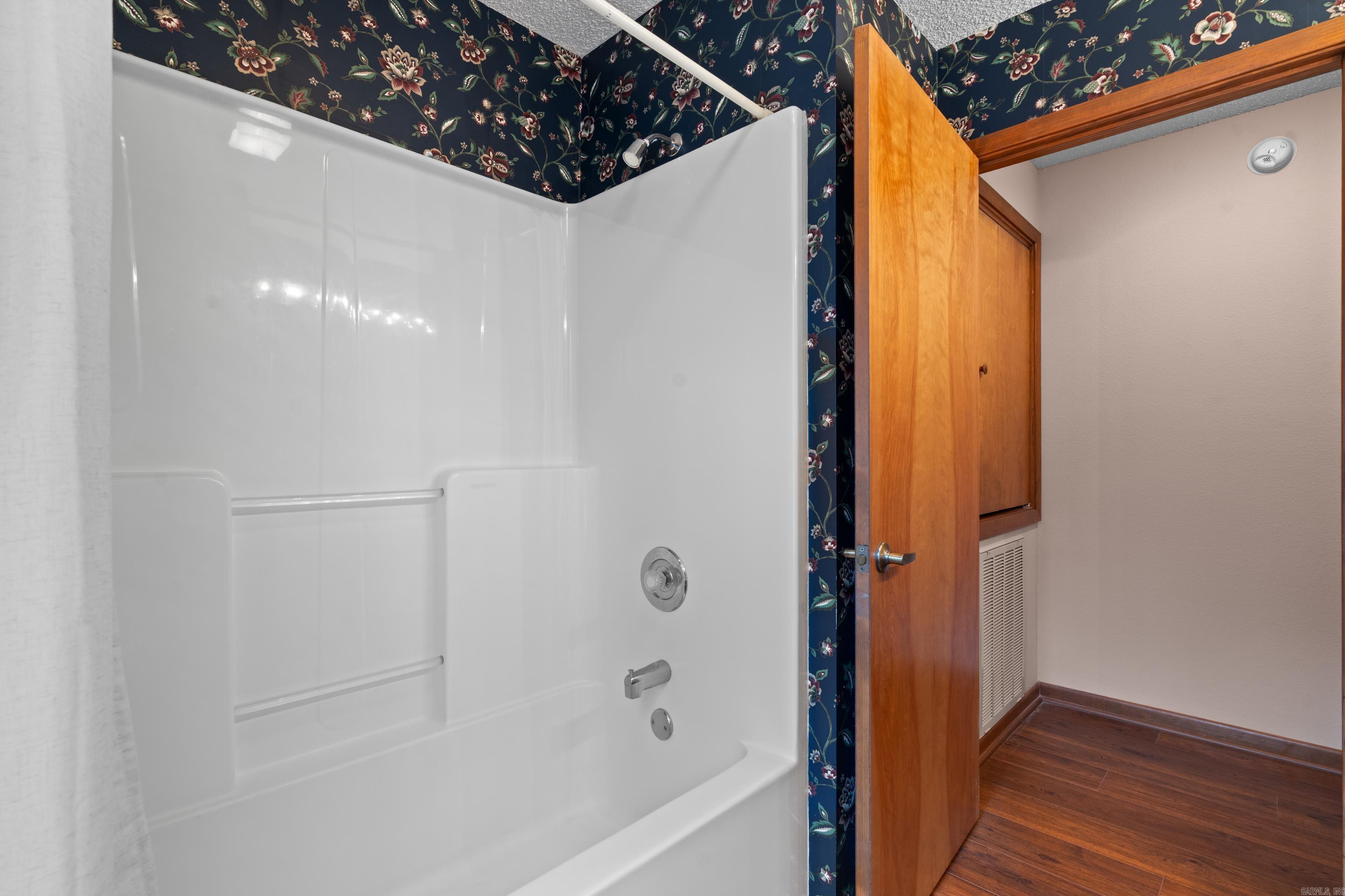 18 Lindura  Hot Springs Village, AR