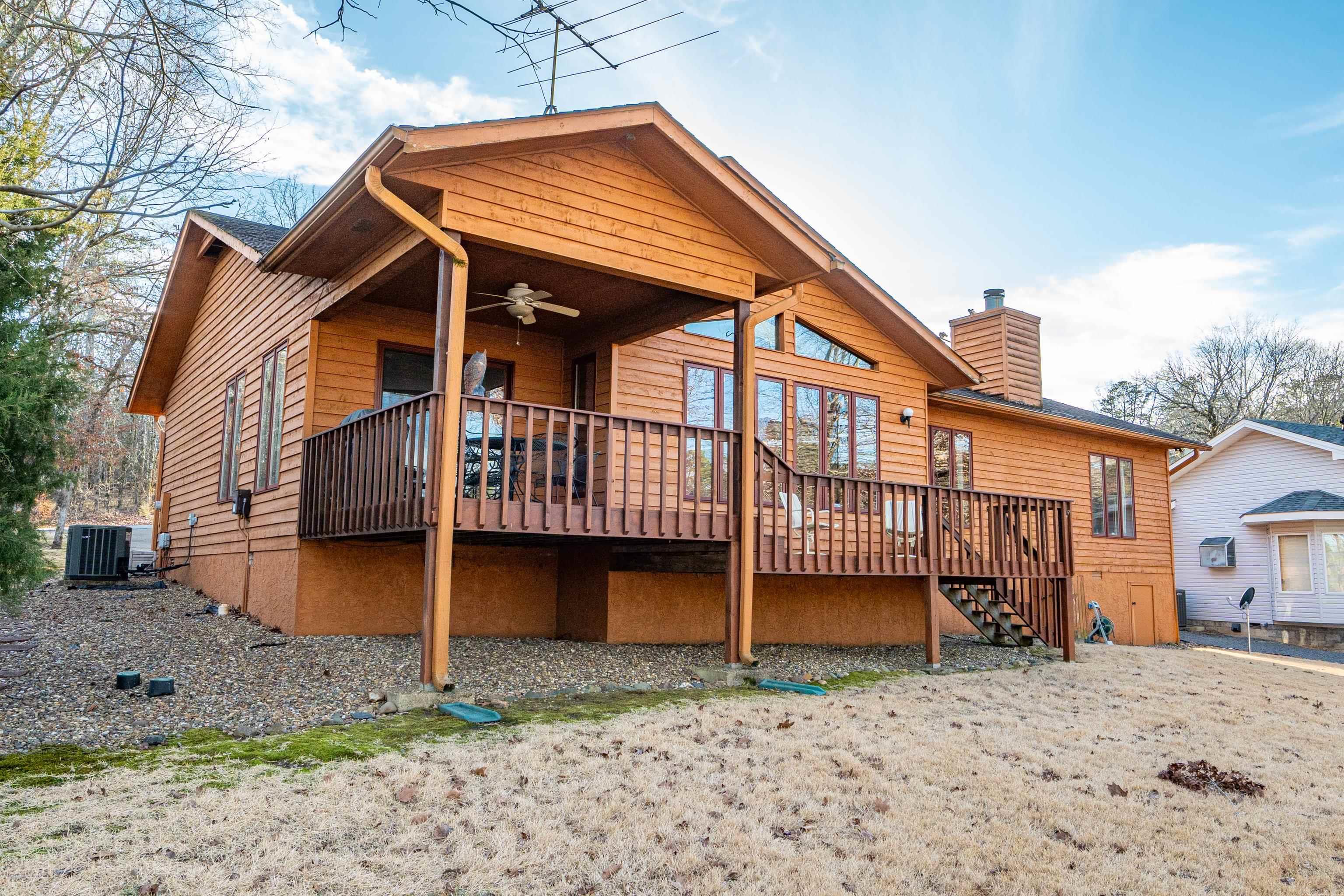 18 Lindura  Hot Springs Village, AR