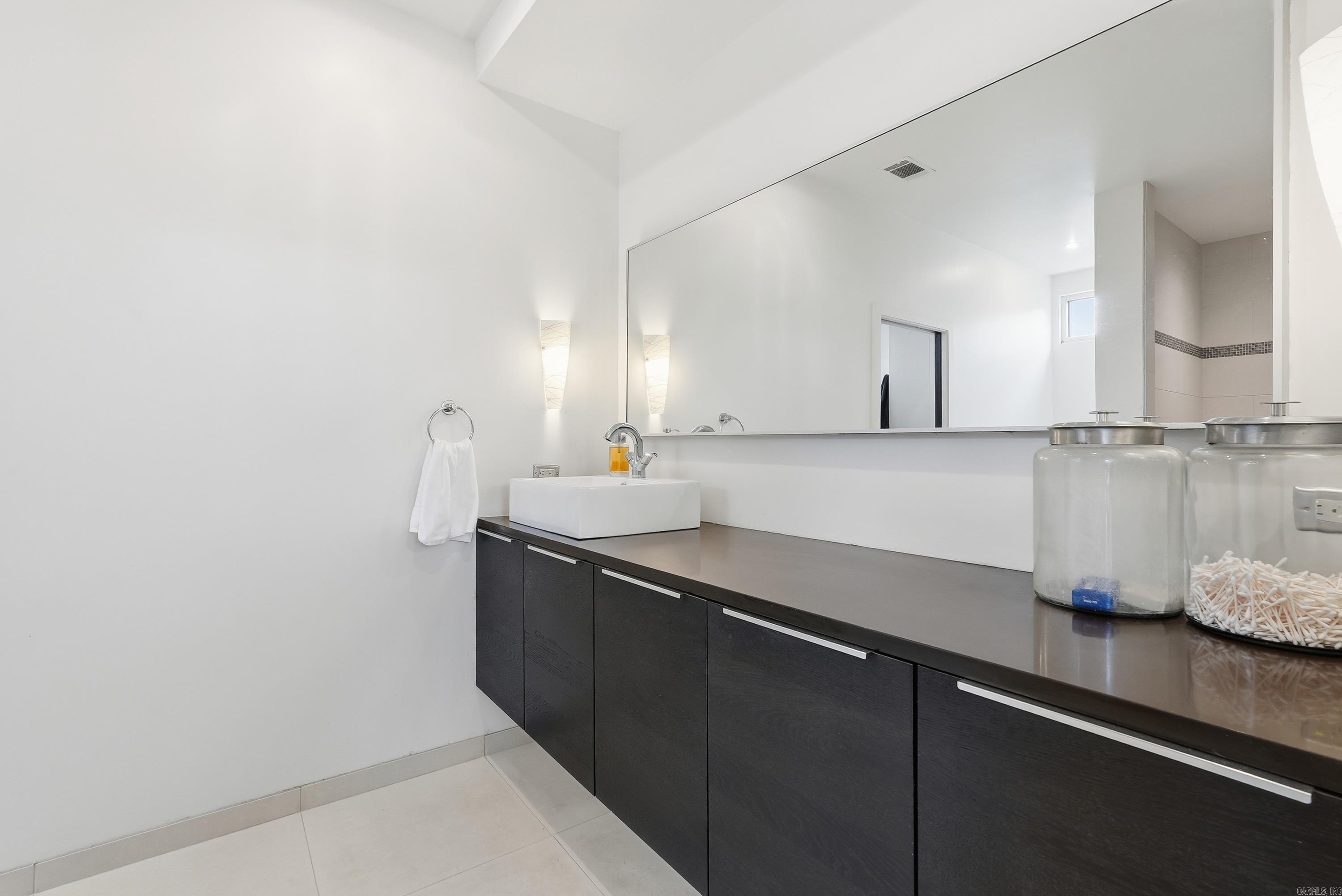 3701 Oakwood  Little Rock, AR