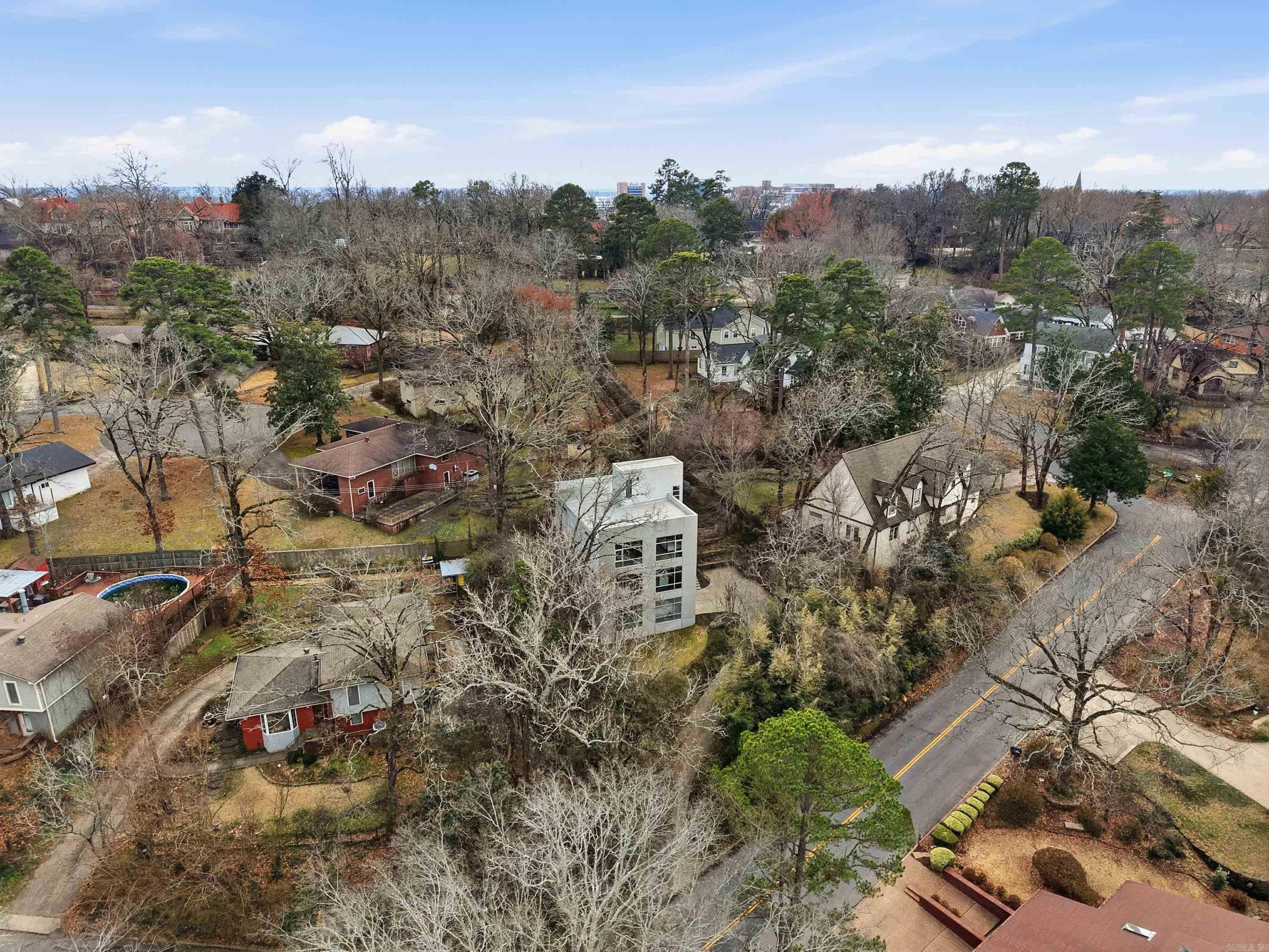 3701 Oakwood  Little Rock, AR