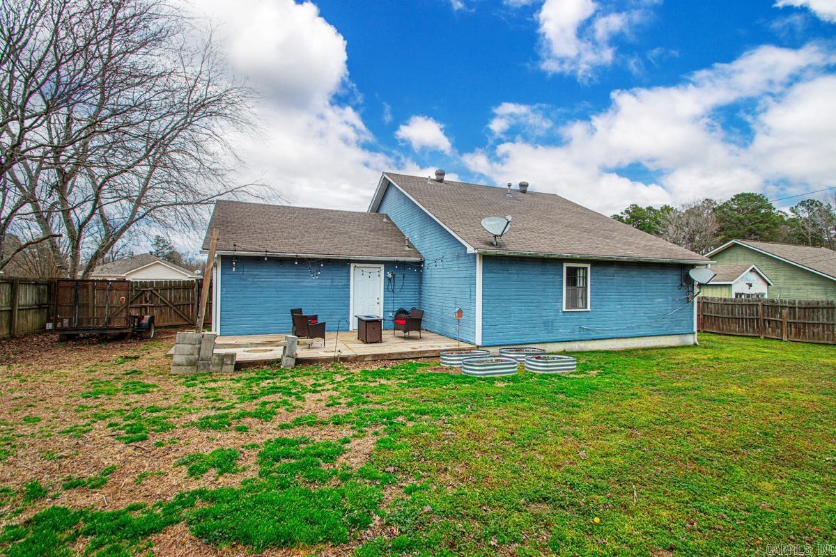 306 Meadow Creek  Benton, AR