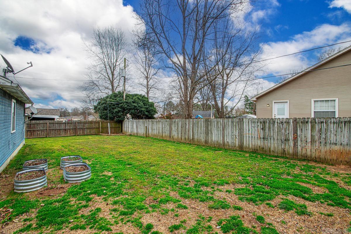 306 Meadow Creek  Benton, AR