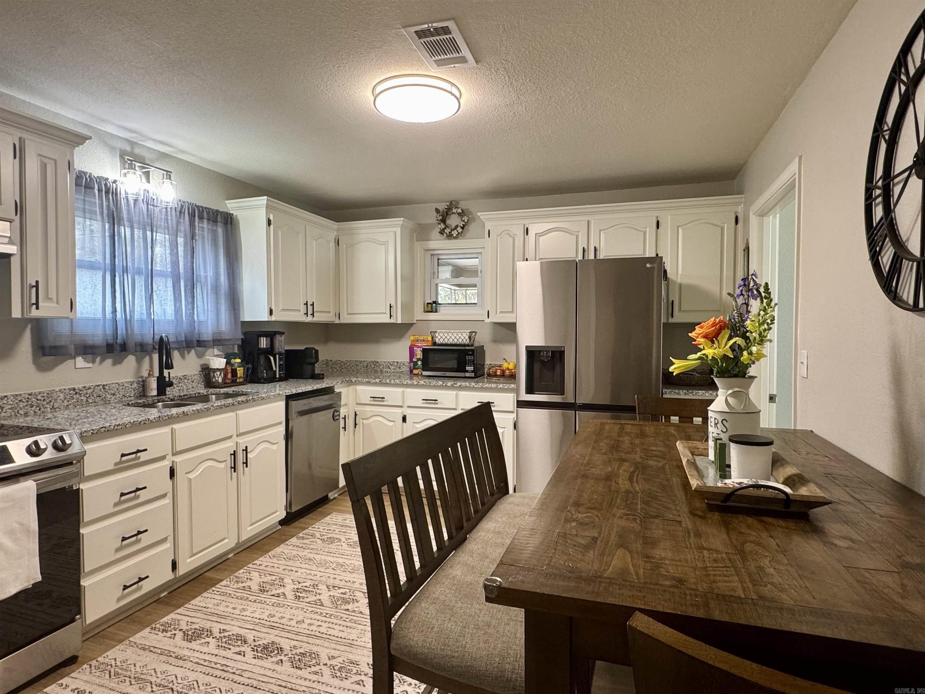 2460 Armstead  Star City, AR