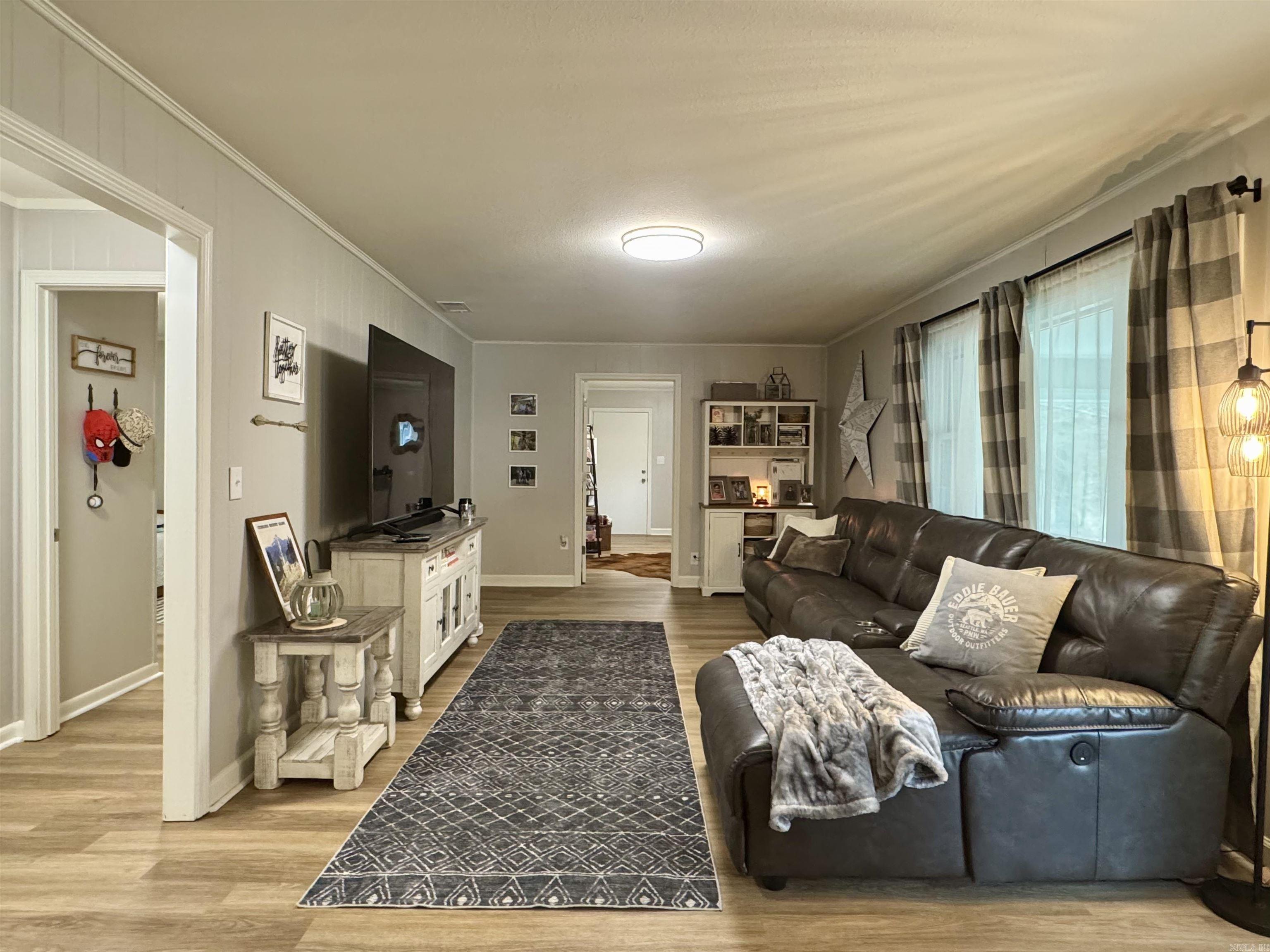 2460 Armstead  Star City, AR