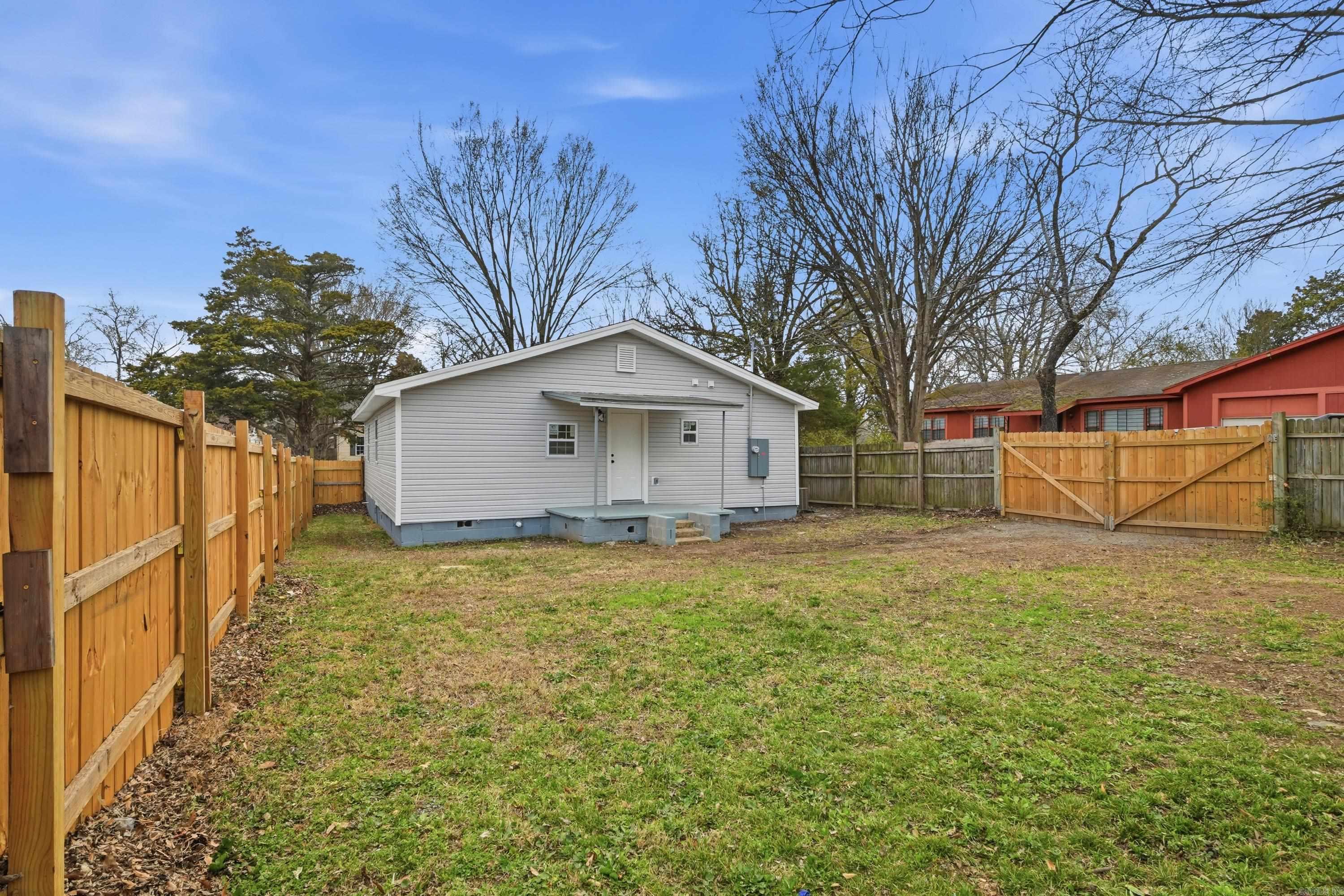 4522 W 21st  Little Rock, AR