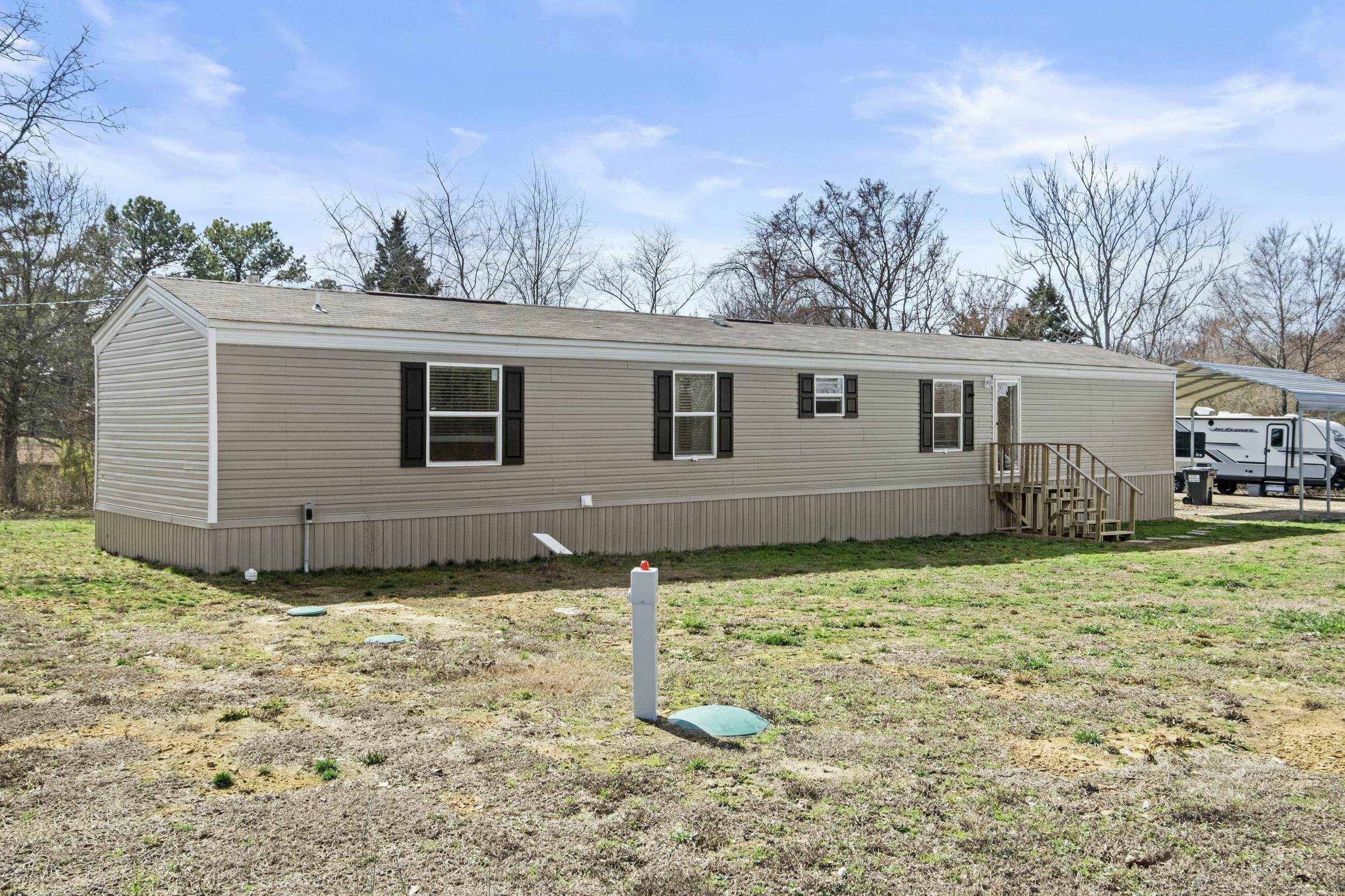 127 Wallis  Bald Knob, AR