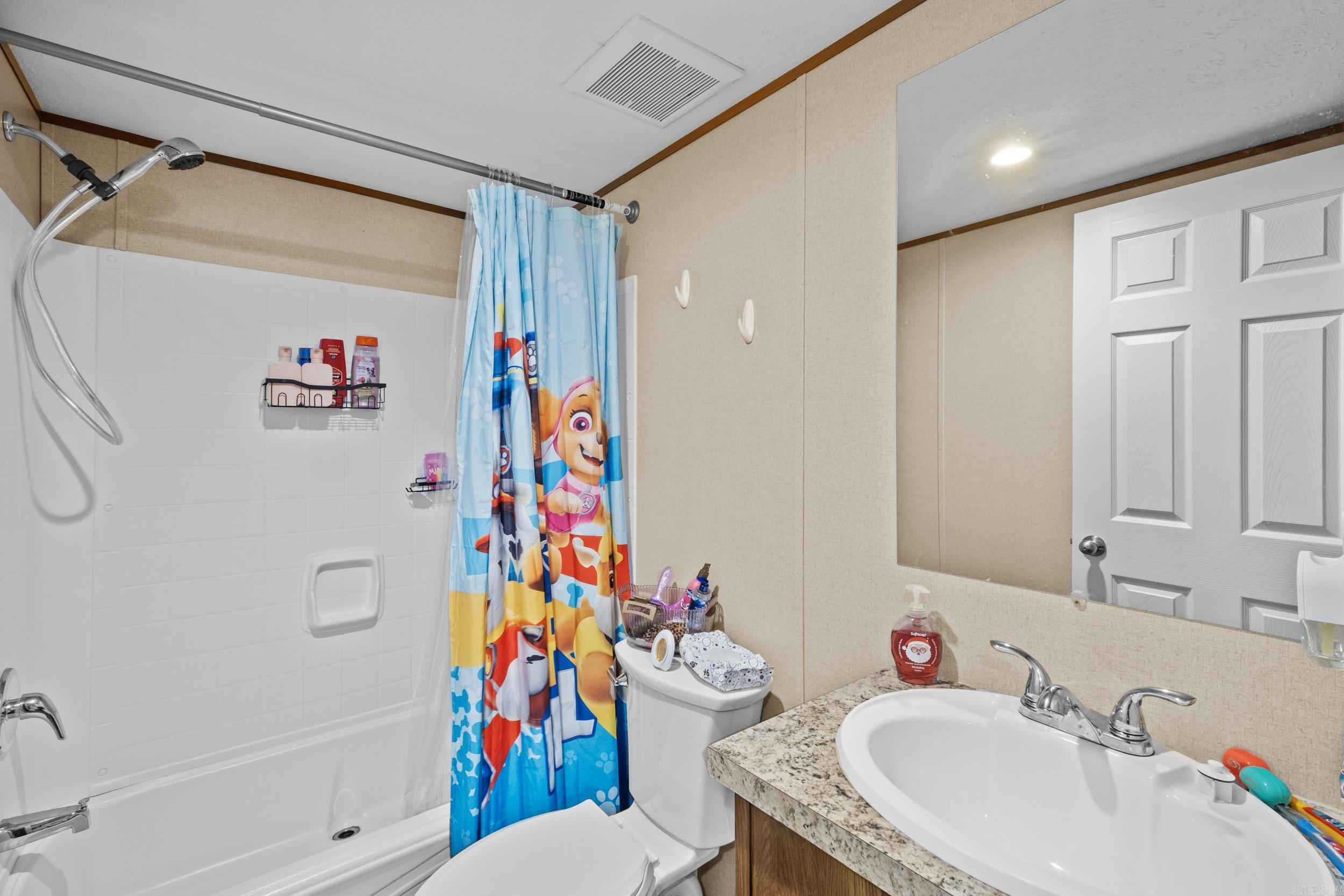 127 Wallis  Bald Knob, AR