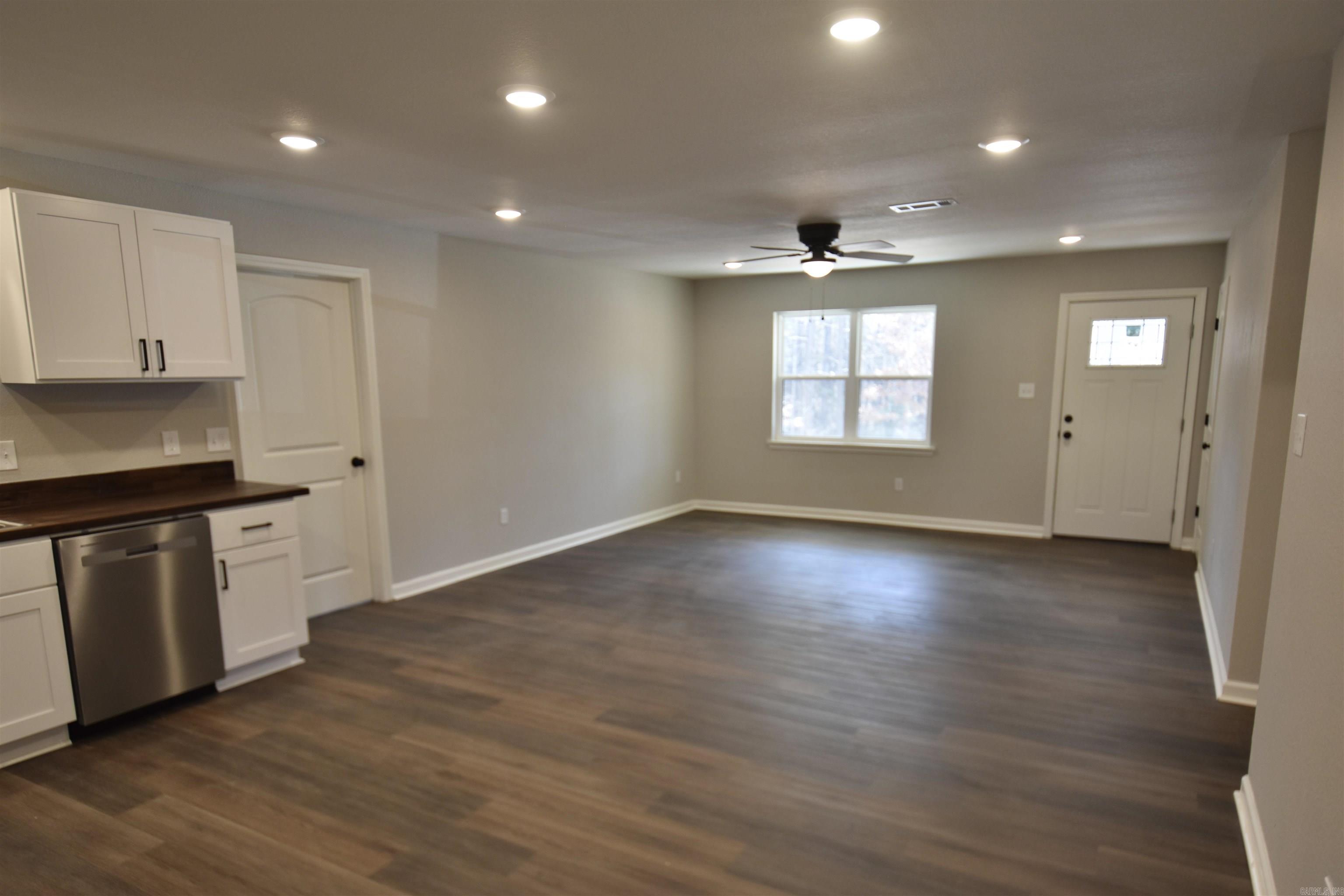 1606 FG Jones Road Malvern, AR 72104