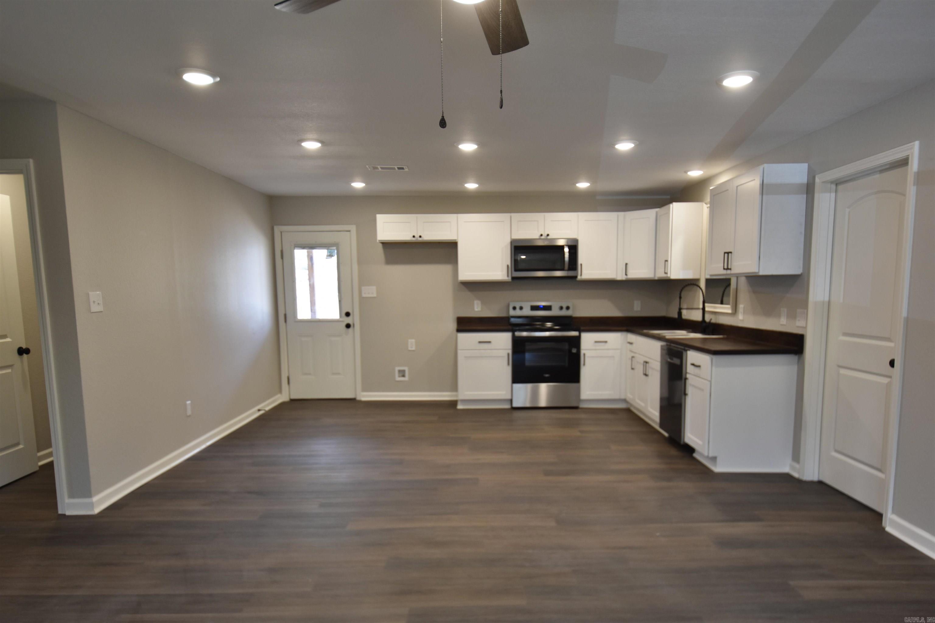 1606 FG Jones Road Malvern, AR 72104