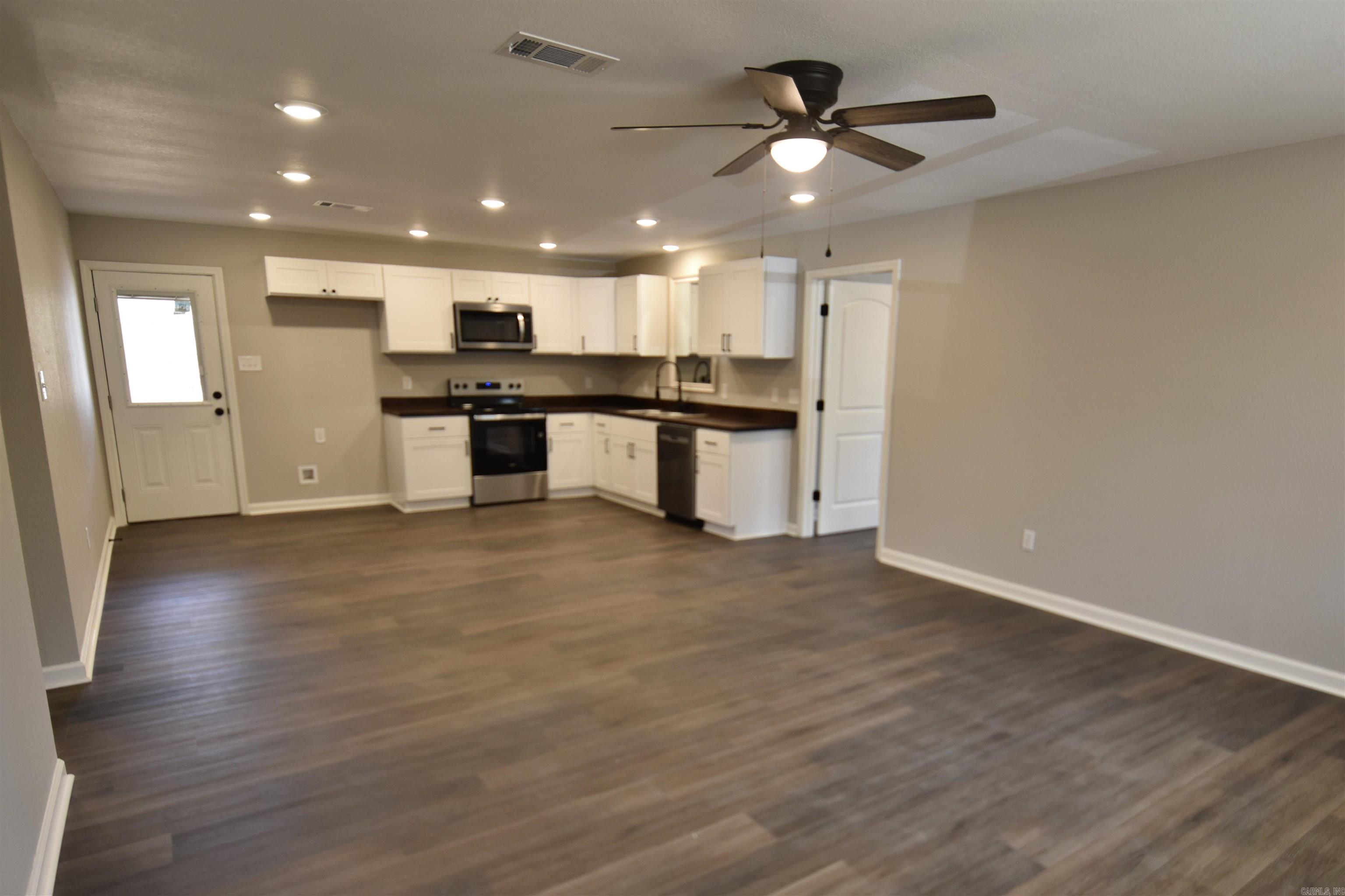 1606 FG Jones Road Malvern, AR 72104