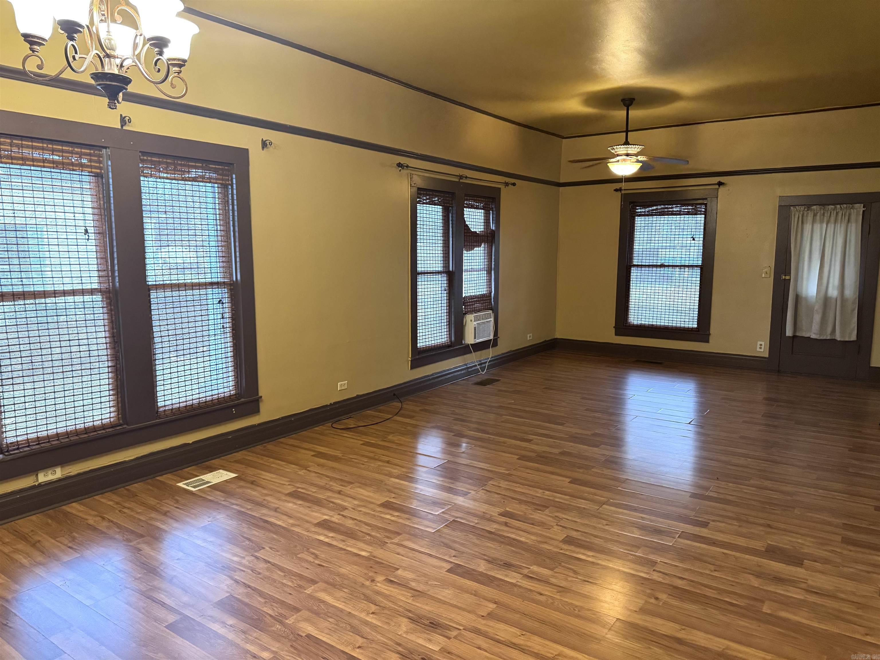 412 W Pike  Des Arc, AR