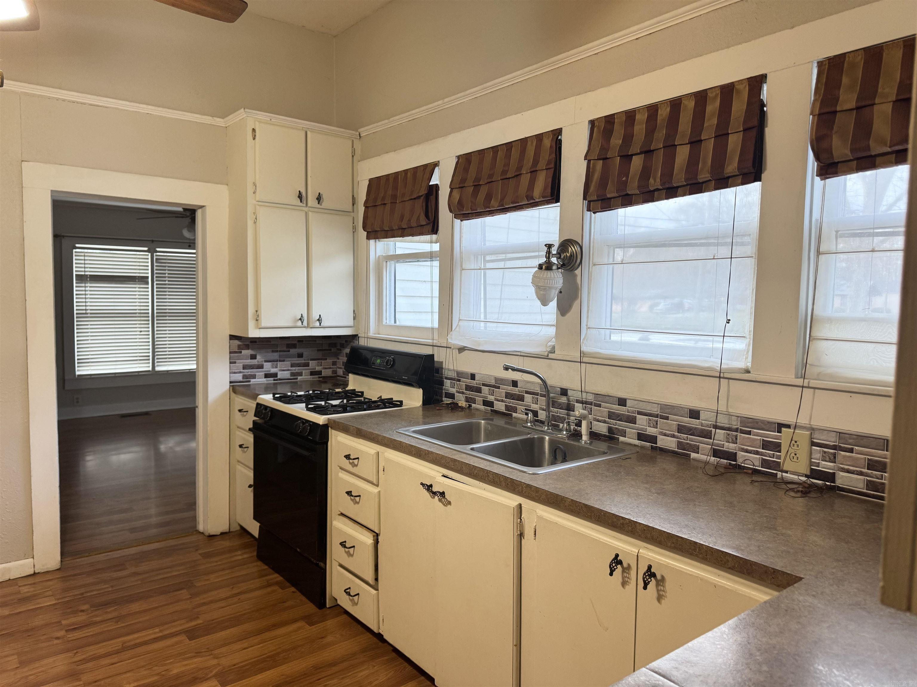 412 W Pike Street Des Arc, AR 72040