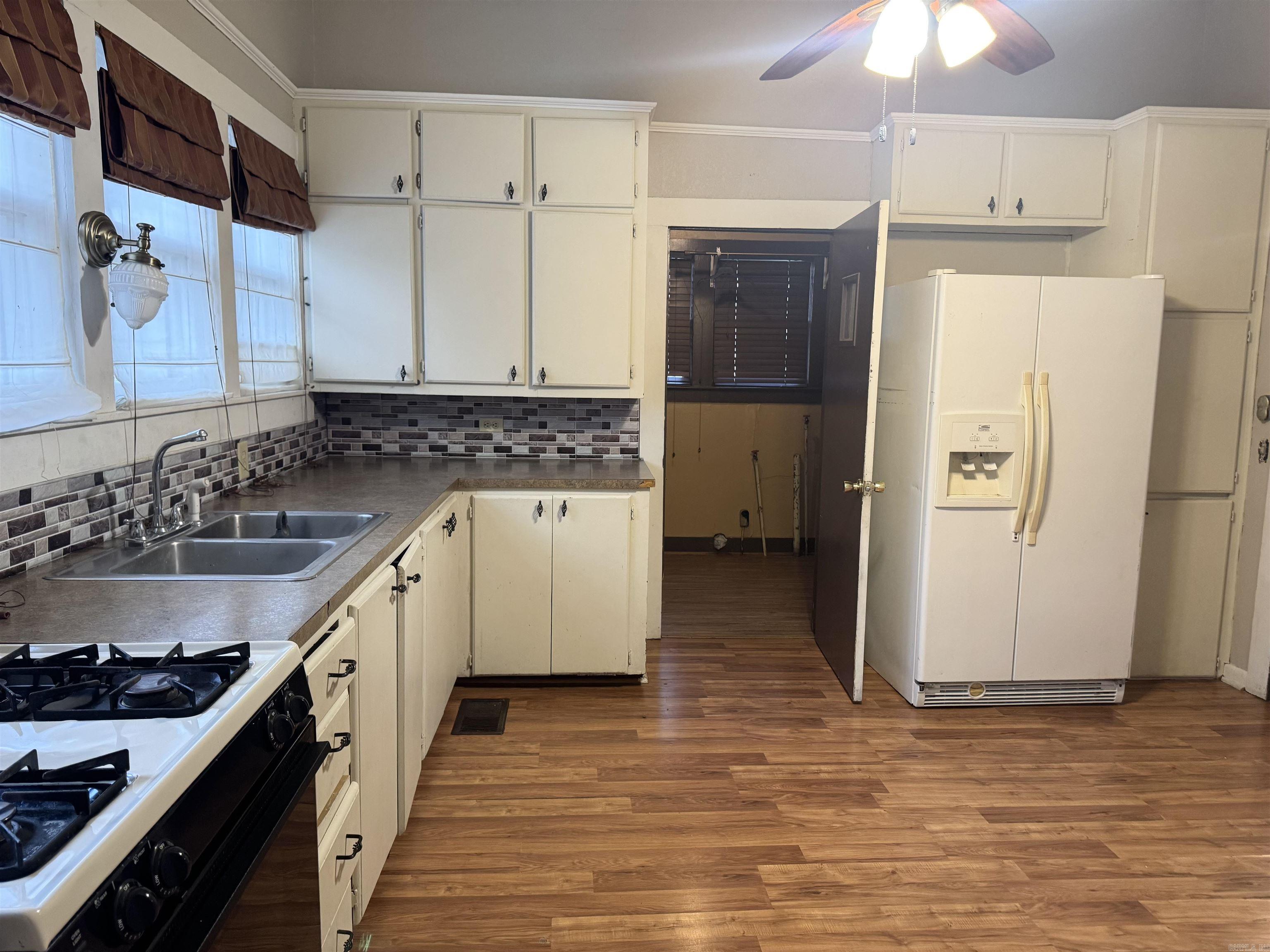 412 W Pike  Des Arc, AR