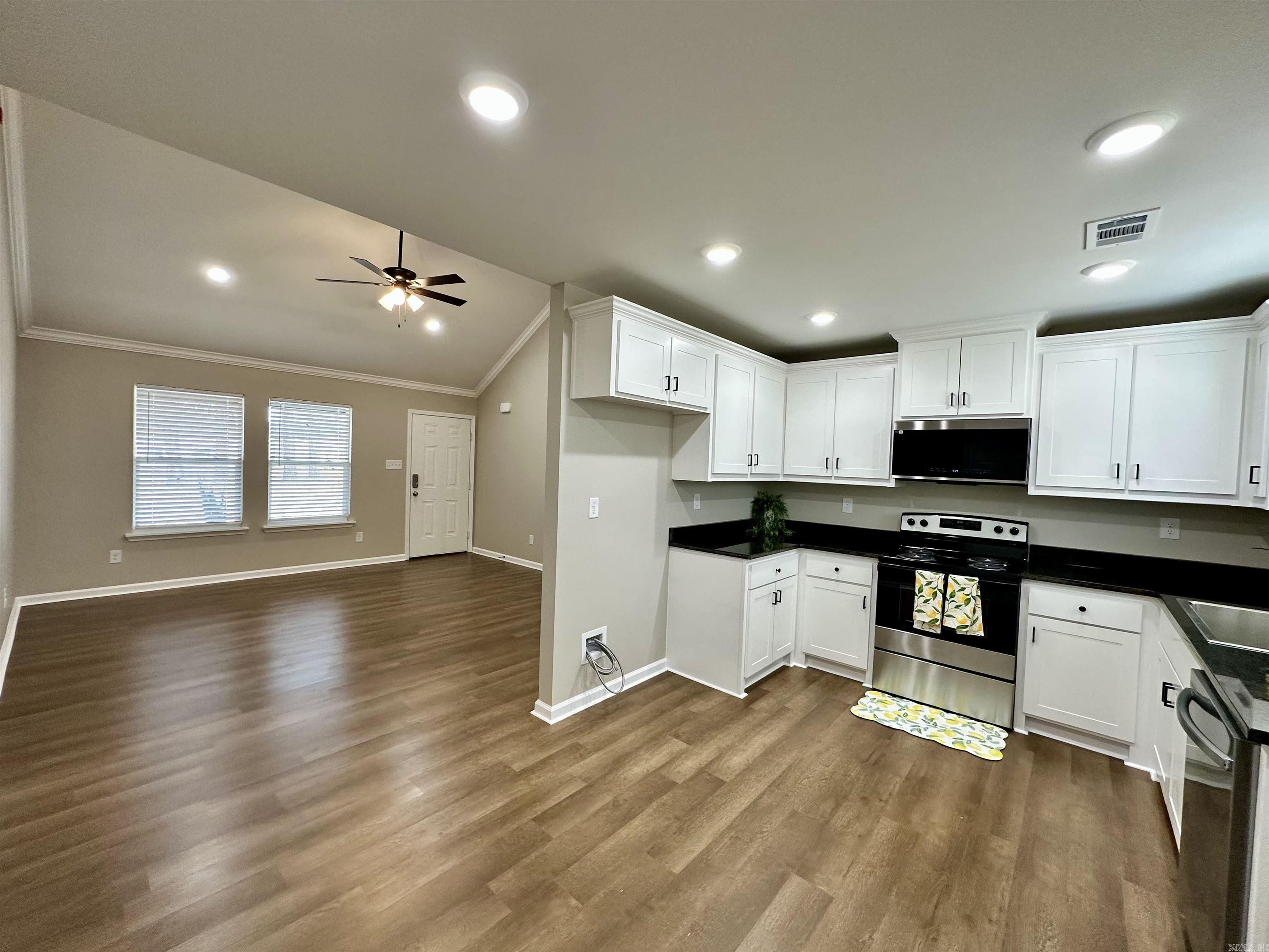 113 Walnut  Cabot, AR