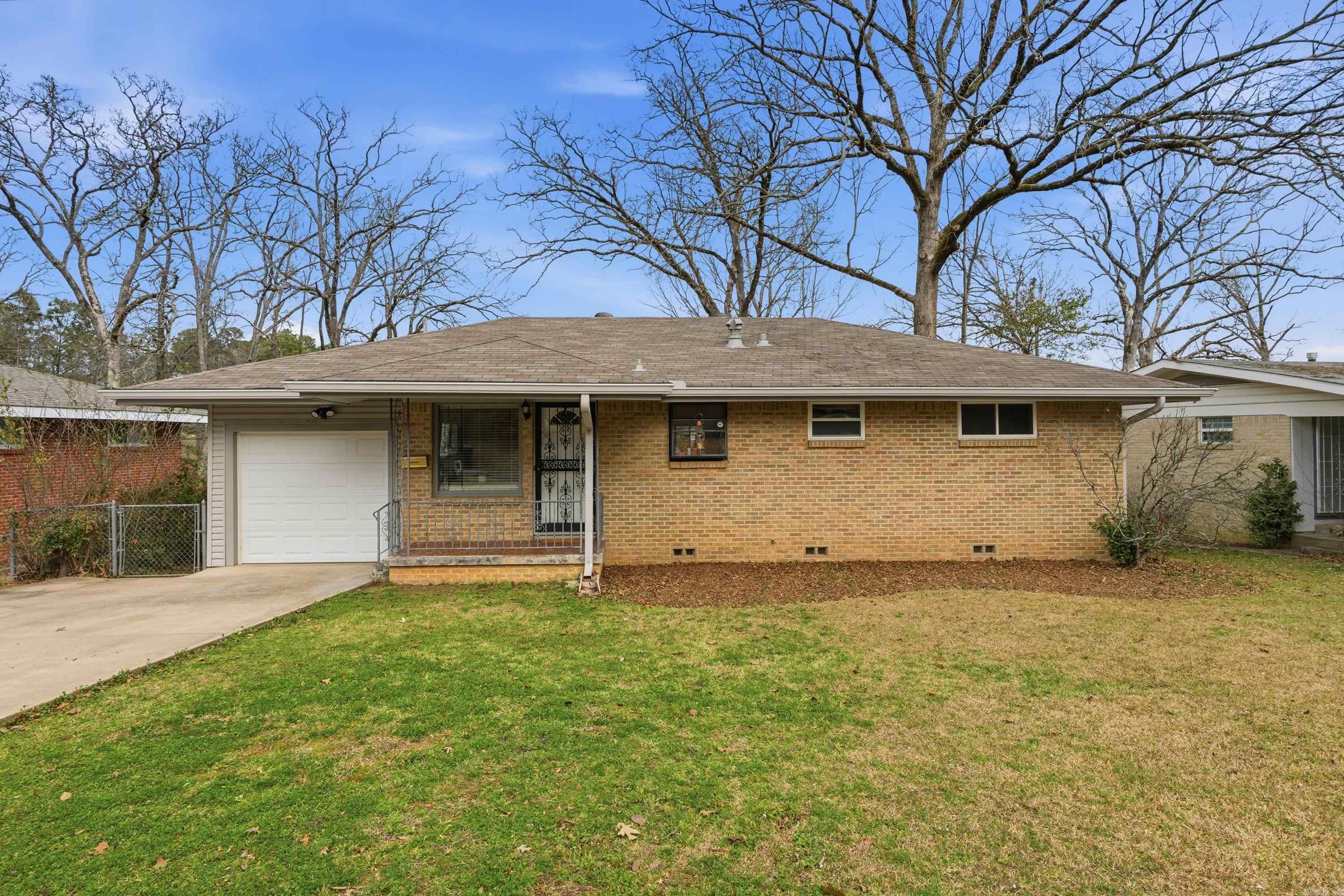 40 Lakeshore  Little Rock, AR