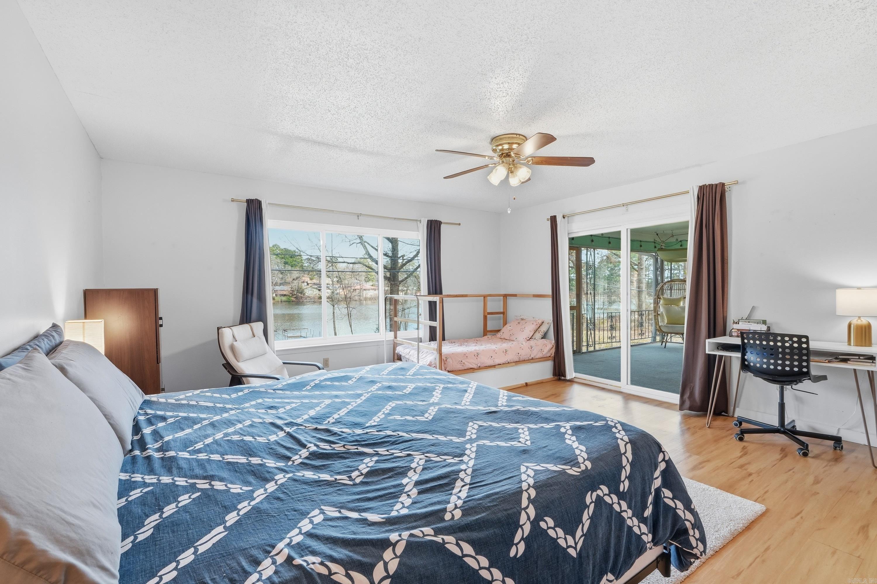 40 Lakeshore  Little Rock, AR