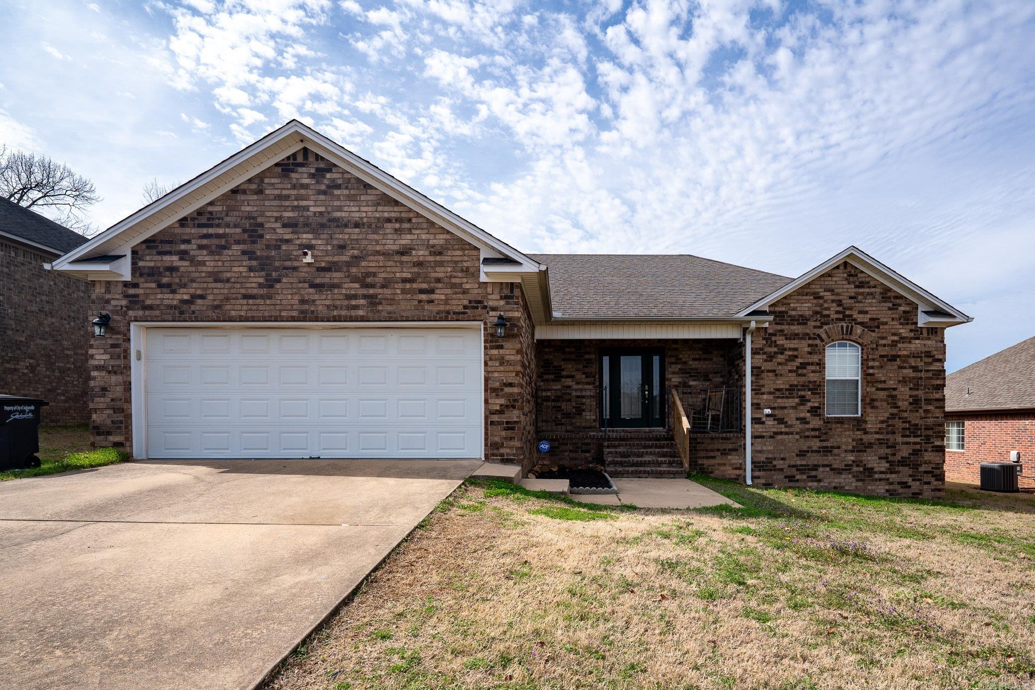 5609 Aviator Drive Jacksonville, AR 72076
