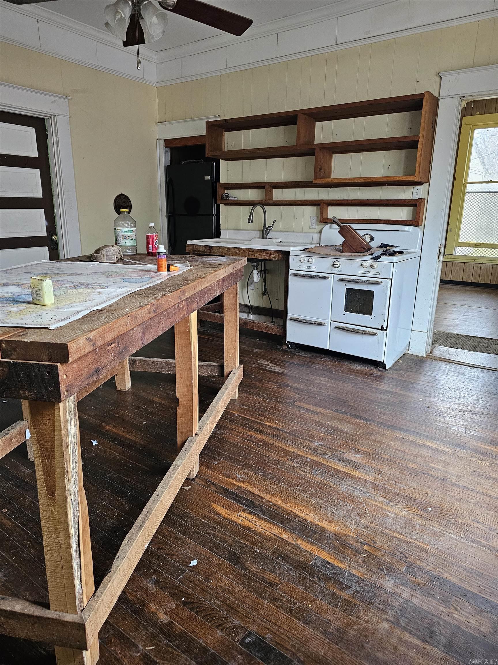 1811 Rice  Little Rock, AR