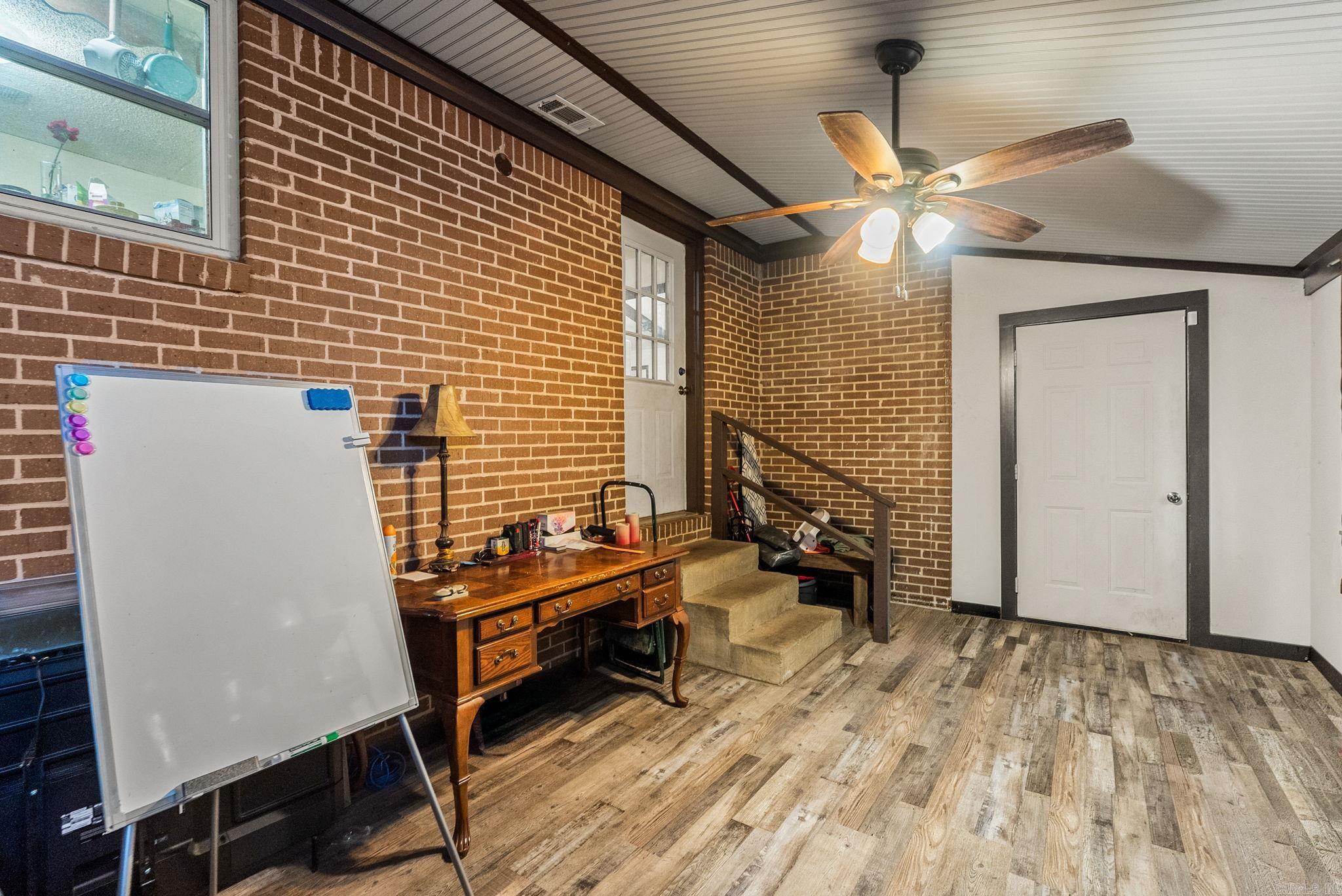 43 Falcon Drive Sherwood, AR 72120