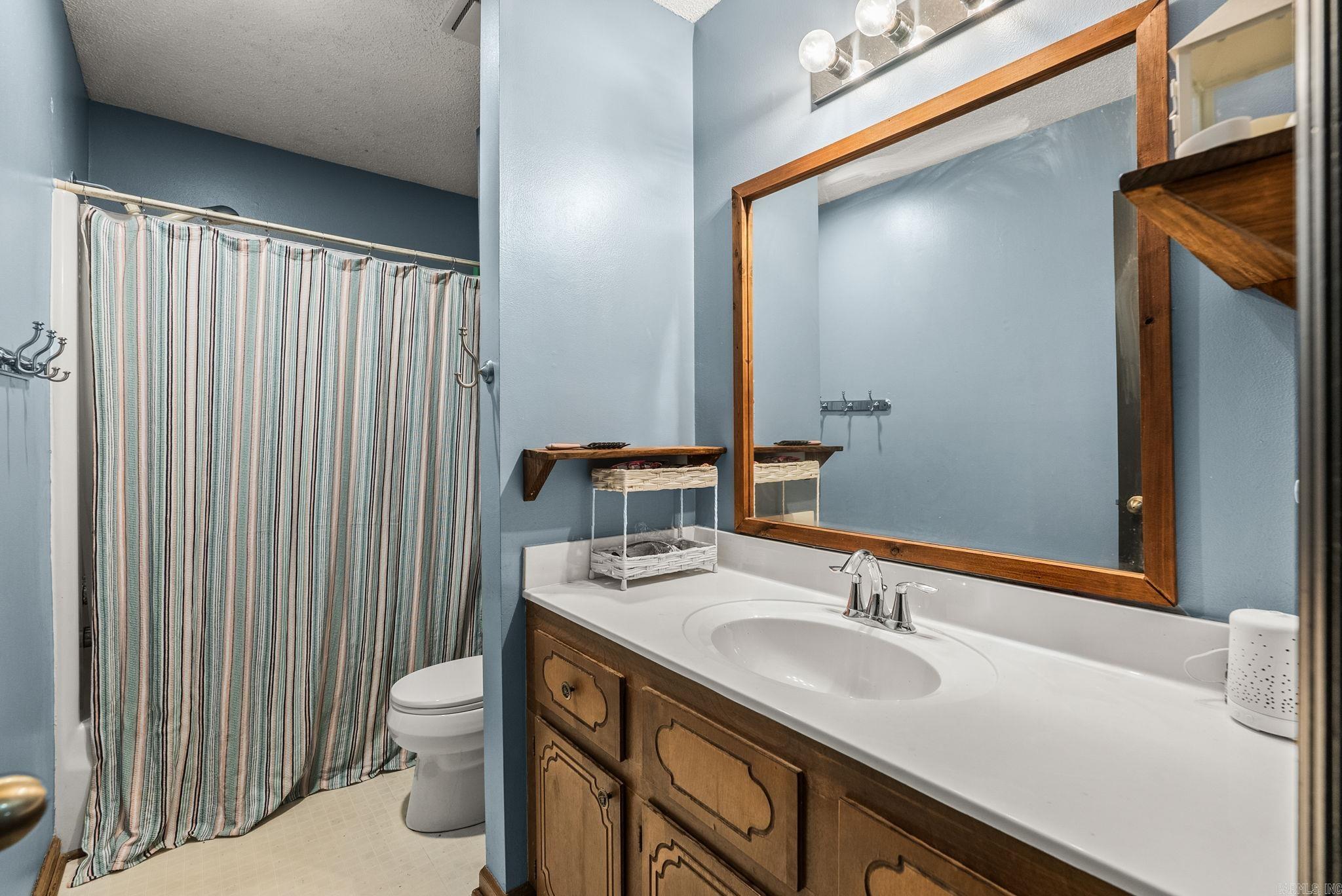 43 Falcon Drive Sherwood, AR 72120