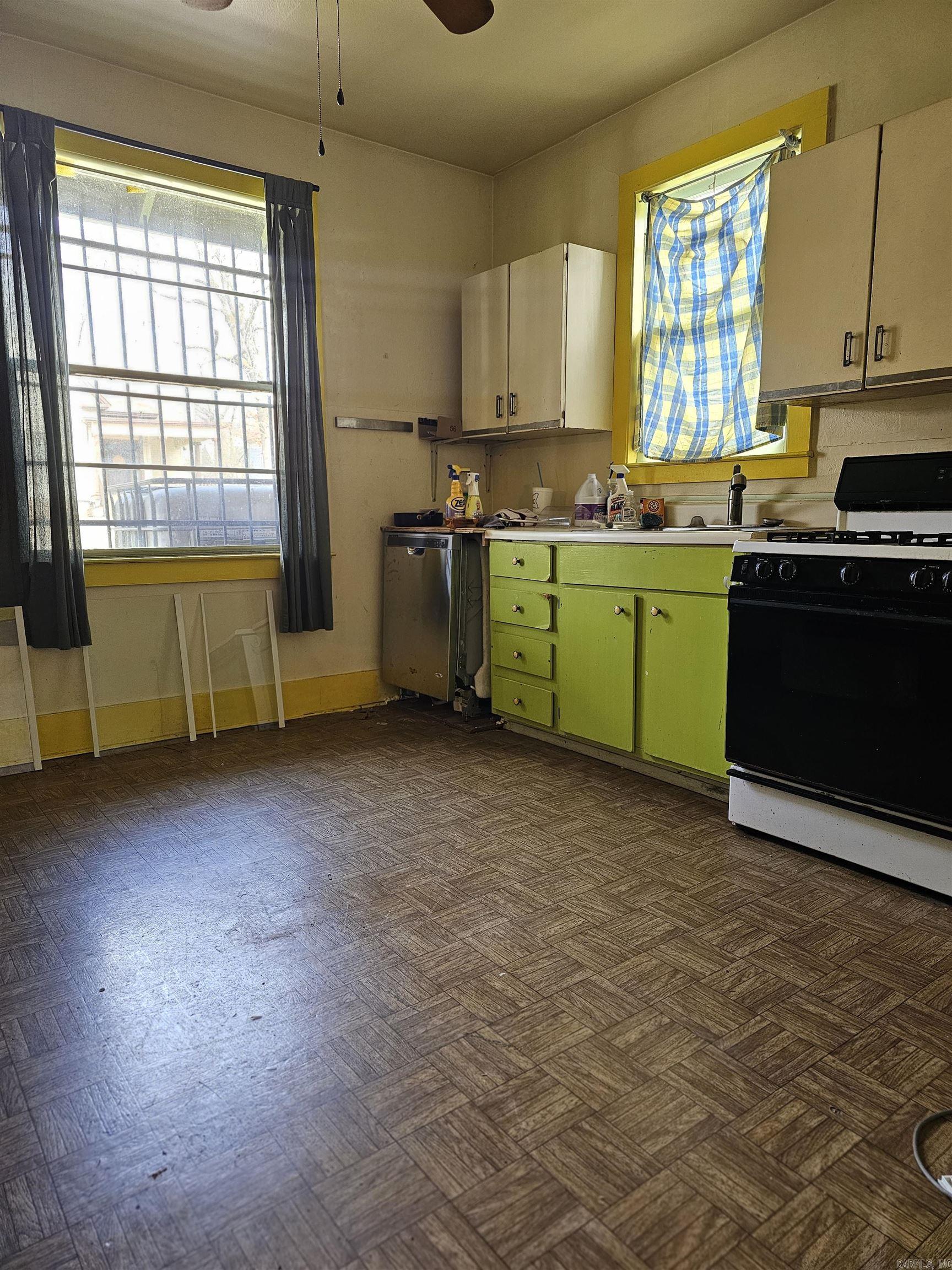 2319 W 18th  Little Rock, AR