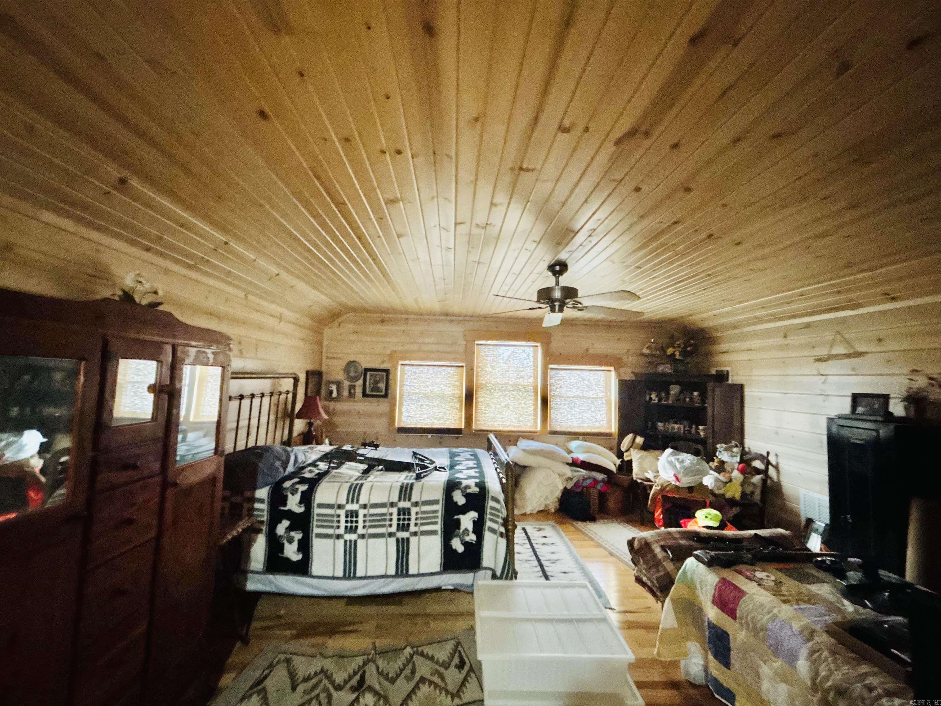 1918 Ridge  Mountain View, AR