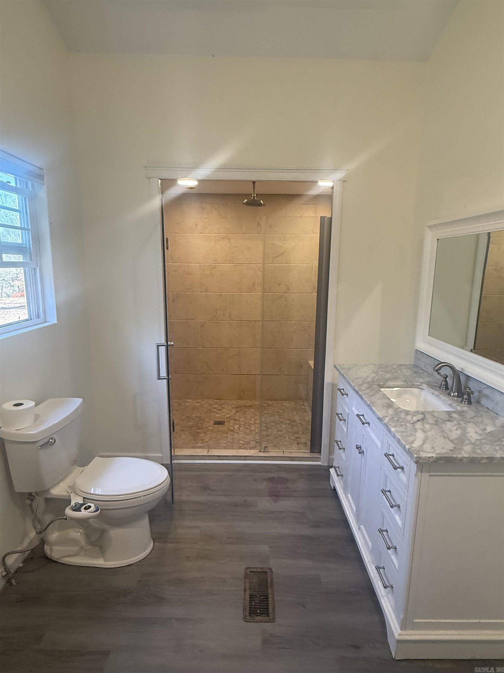 701 Peach  Bismarck, AR