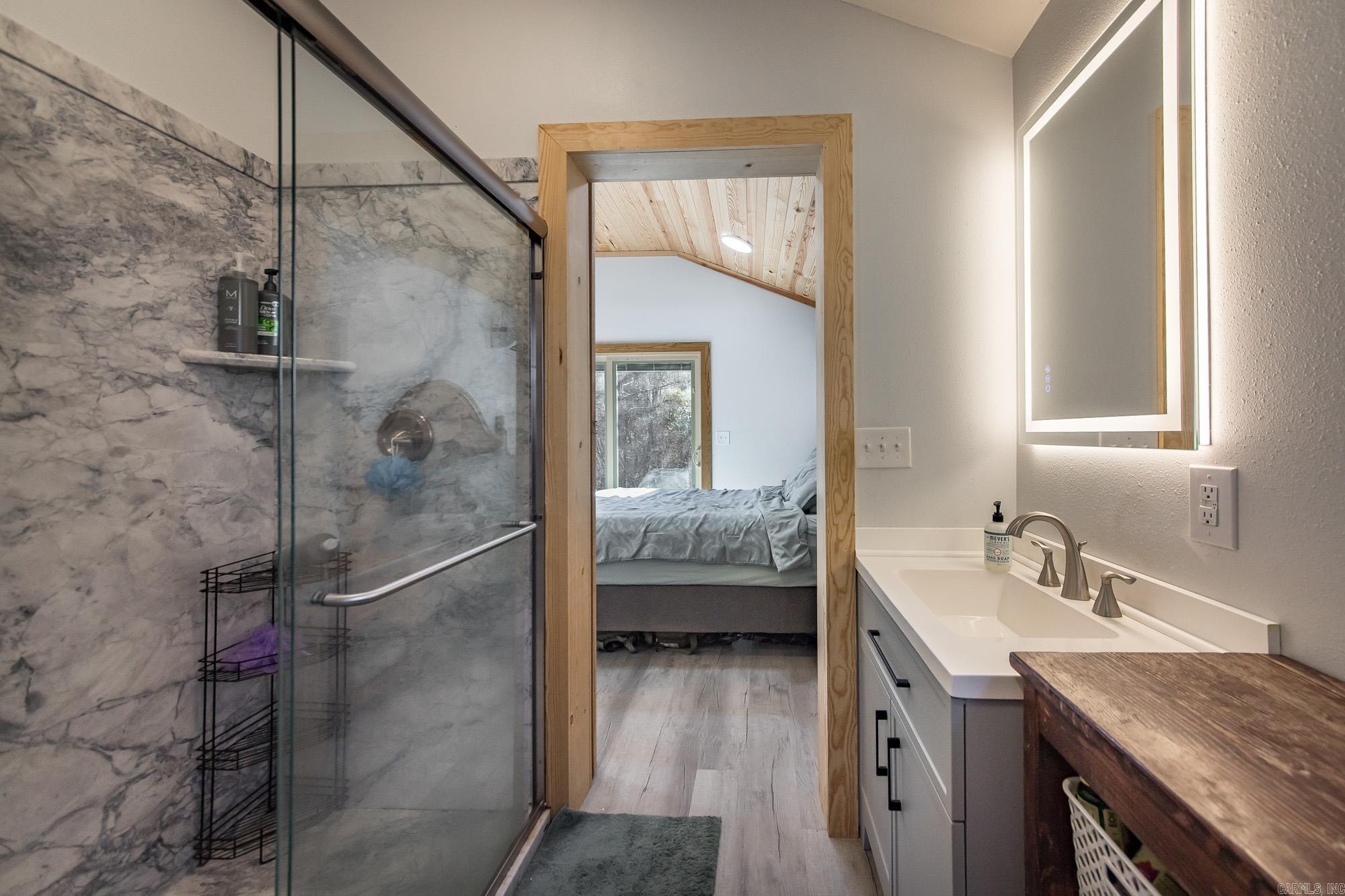 701 Peach Drive Bismarck, AR 71929