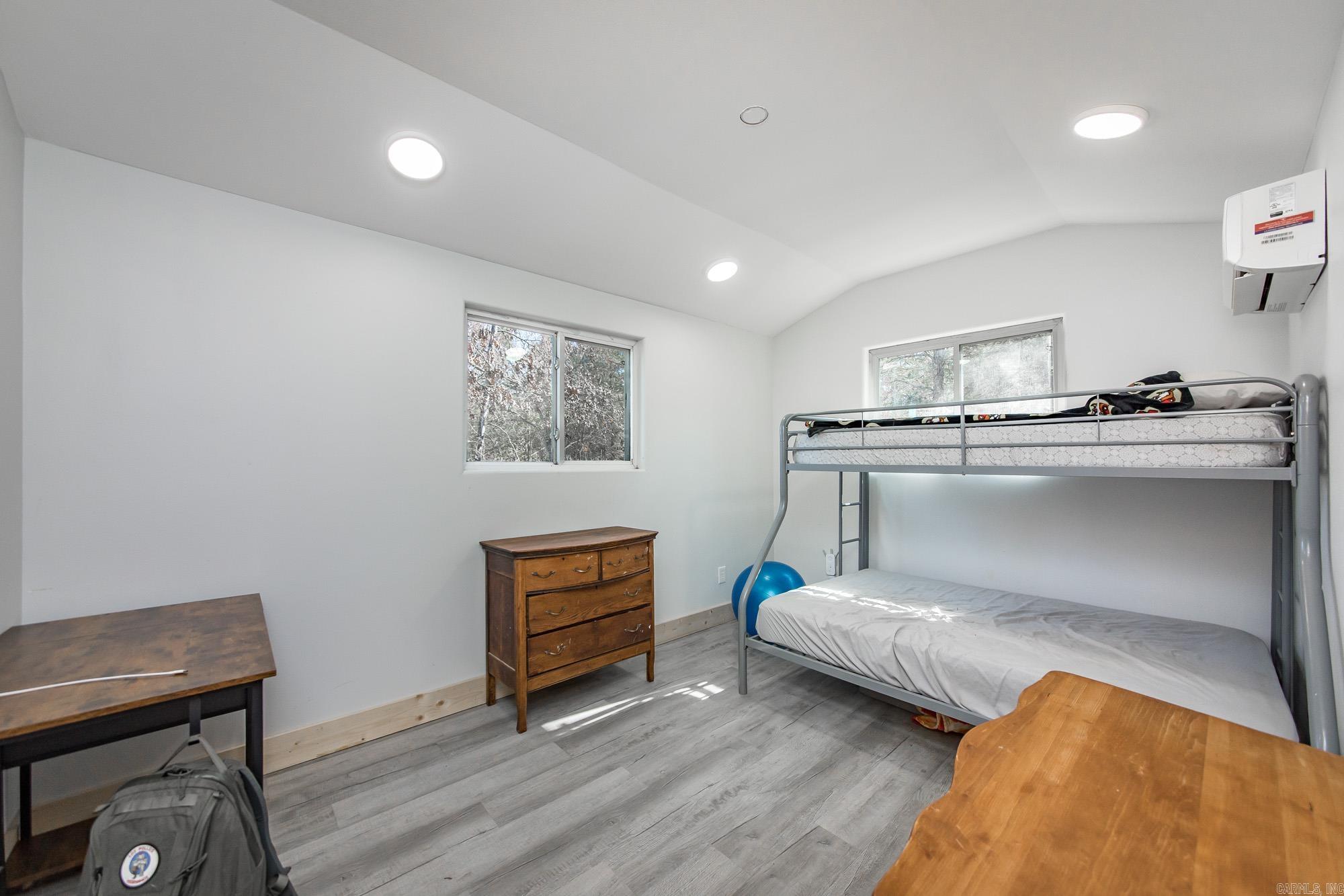 701 Peach Drive Bismarck, AR 71929