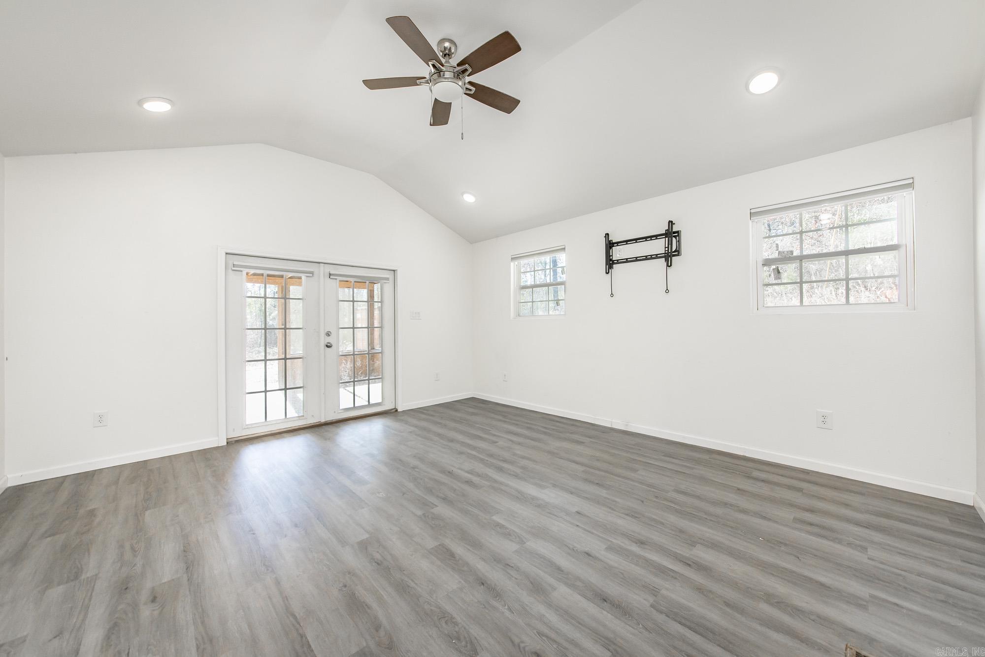 701 Peach Drive Bismarck, AR 71929