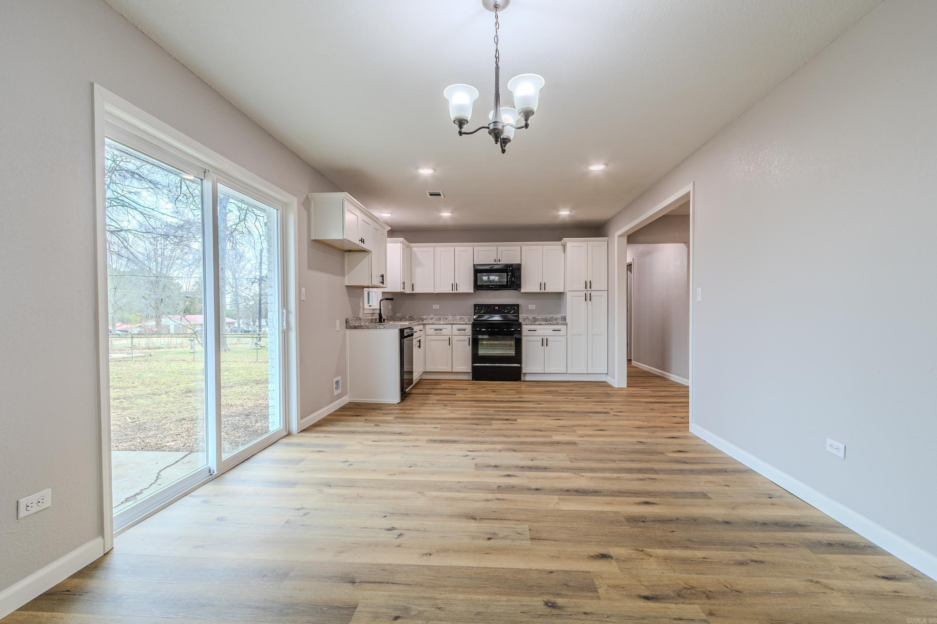 413 CINDY Street Paragould, AR 72450