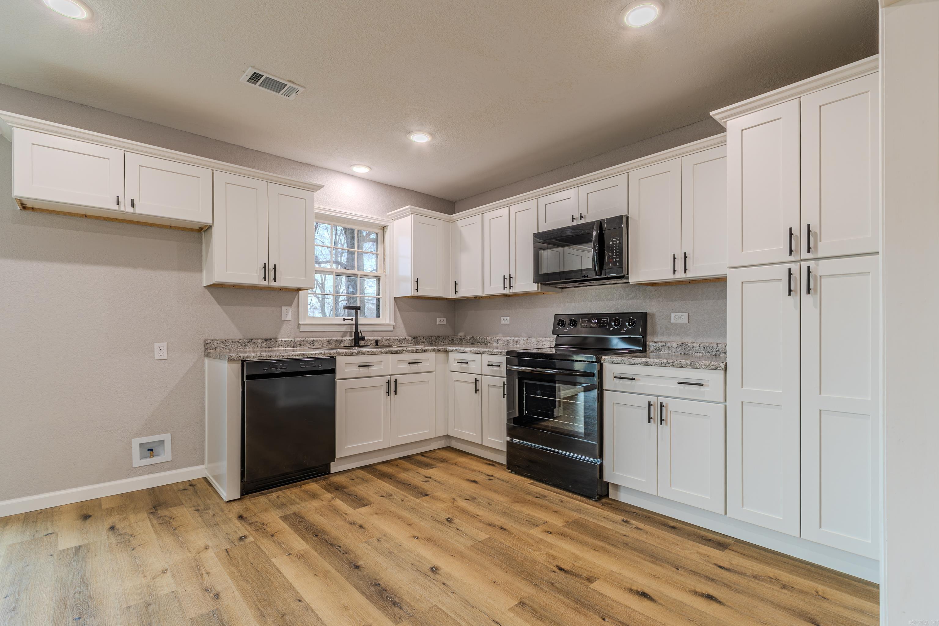 413 CINDY Street Paragould, AR 72450