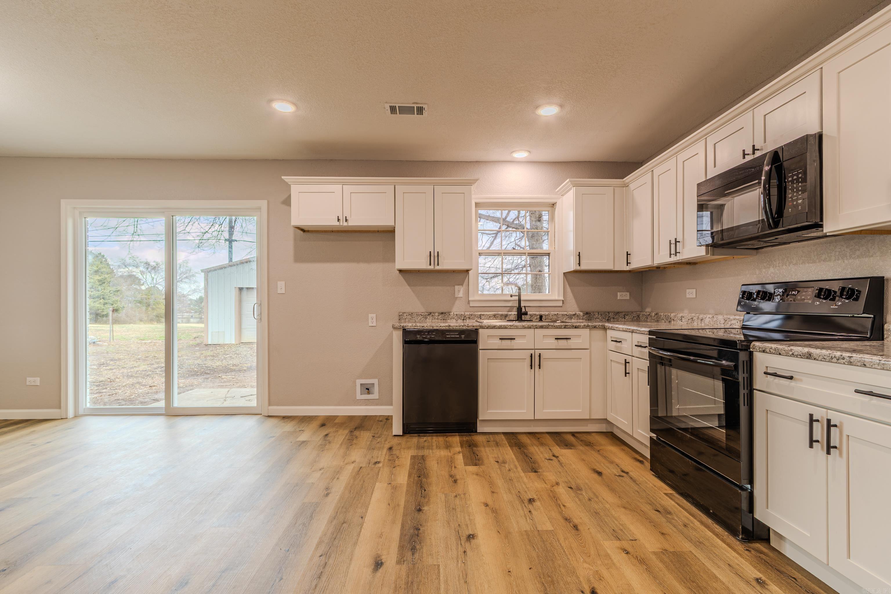 413 CINDY Street Paragould, AR 72450