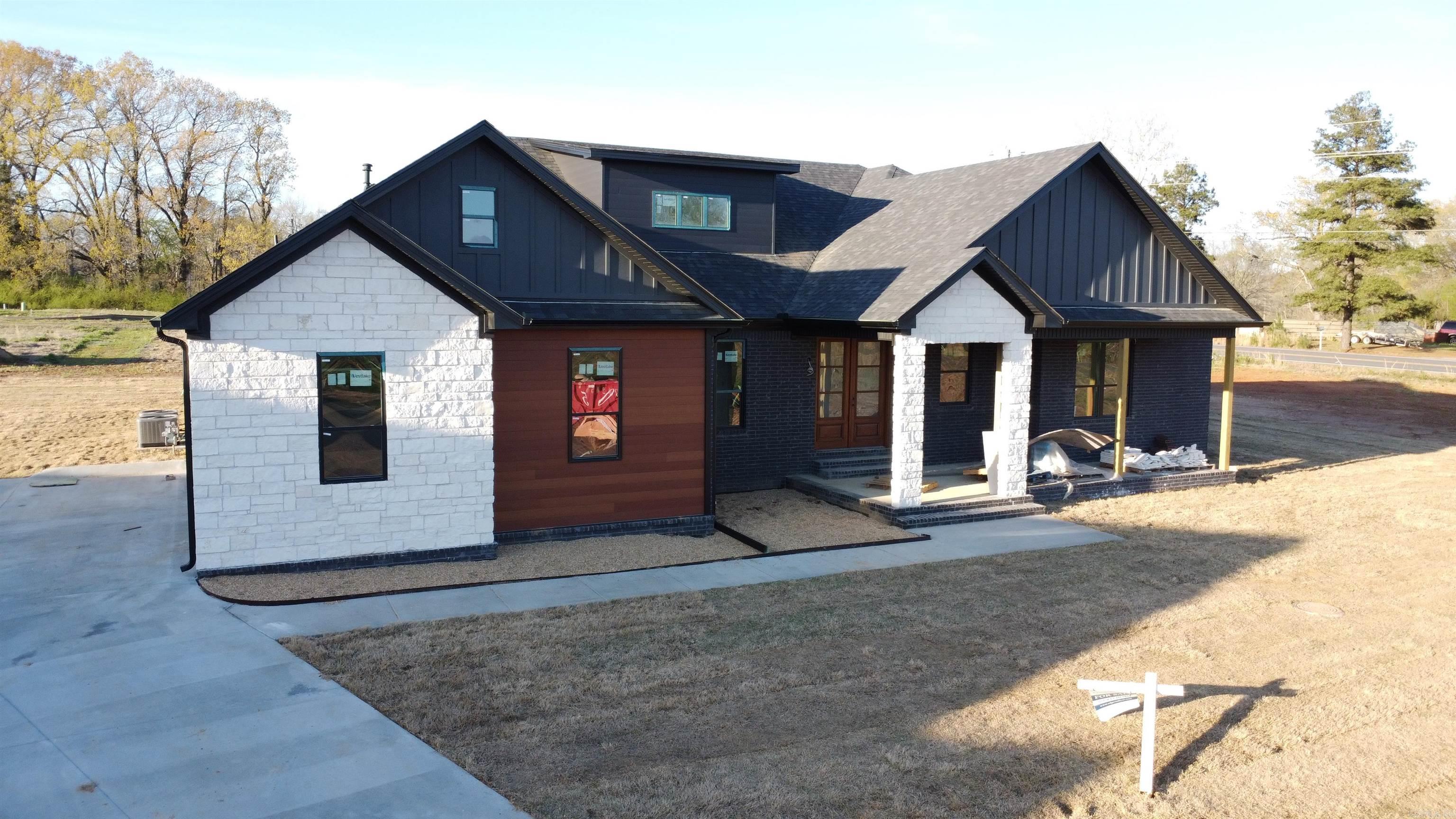 24 Albion Court Cabot, AR 72023