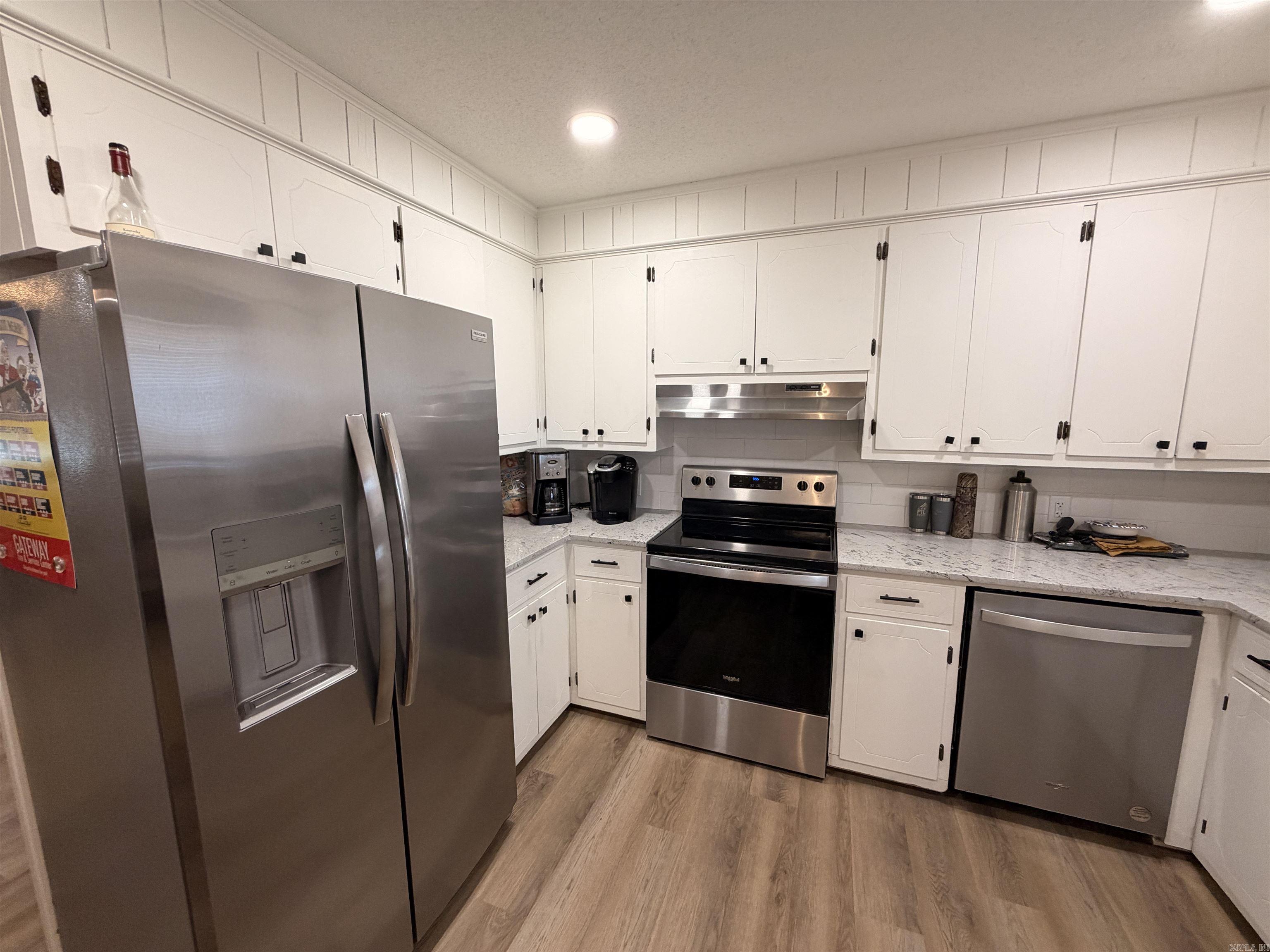 18260 145  McCrory, AR