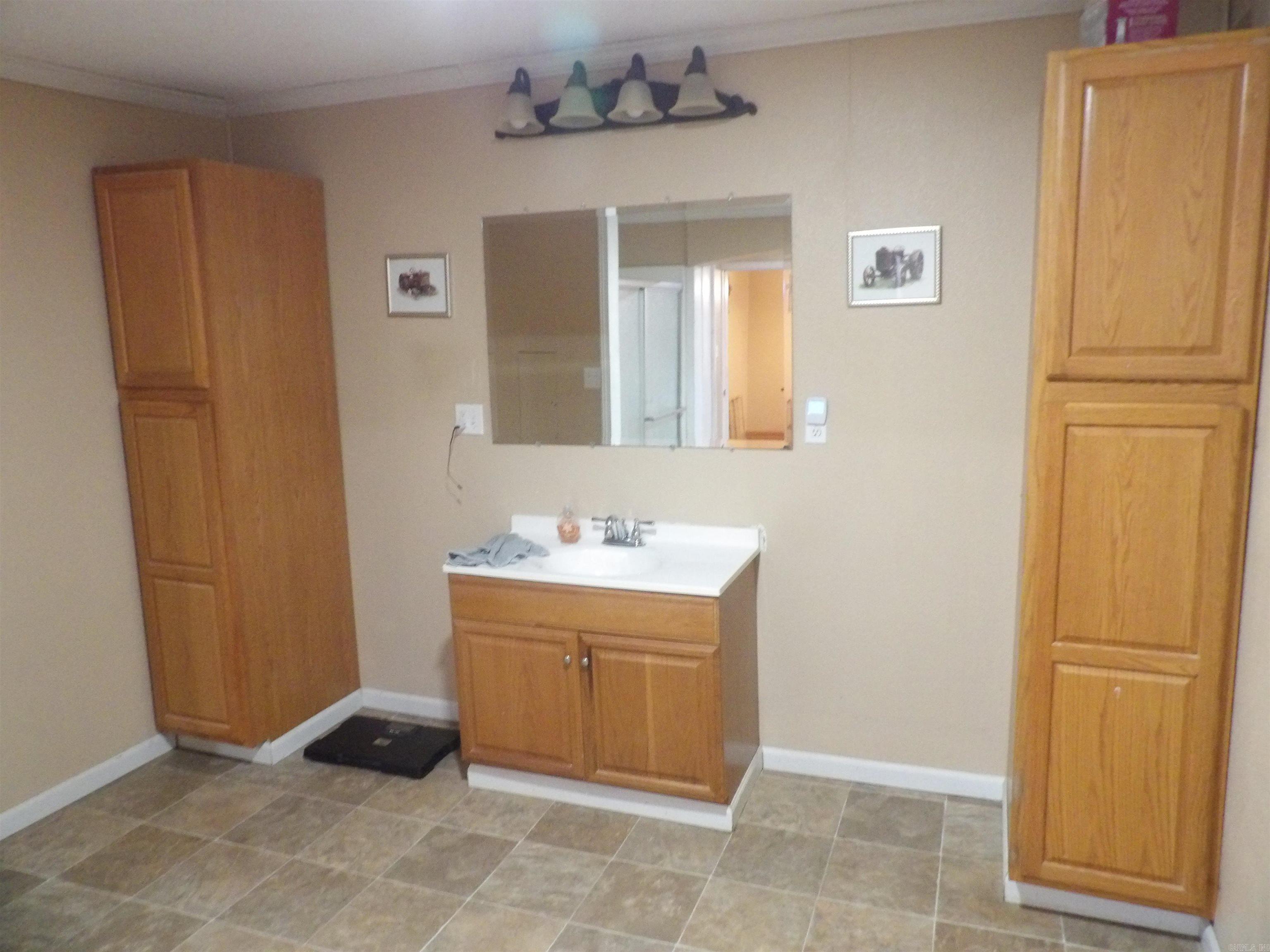 1509 Midway Route Monticello, AR 71655