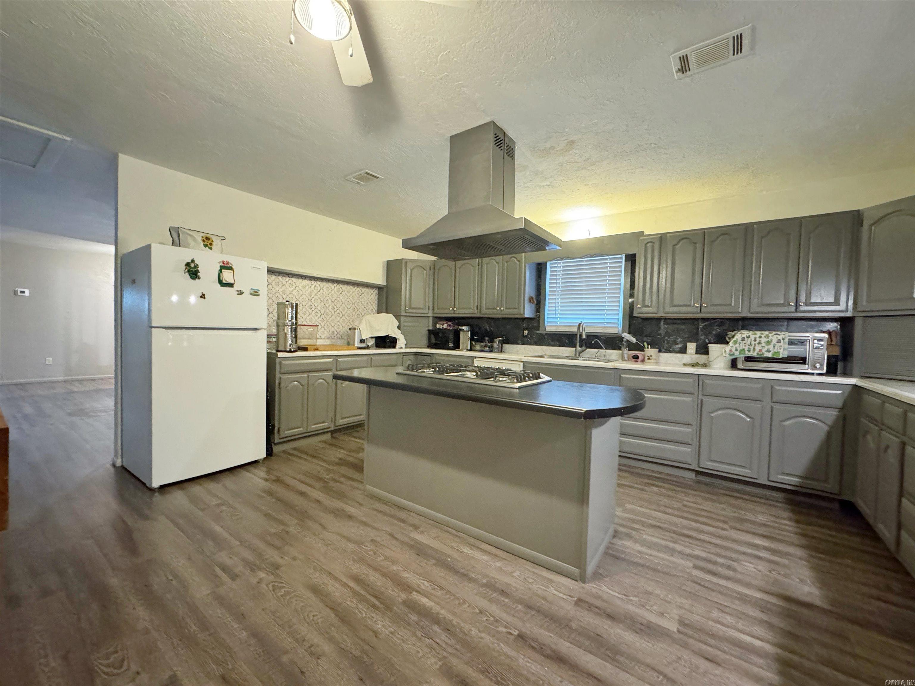 11531 State Highway 23 Booneville, AR 72927