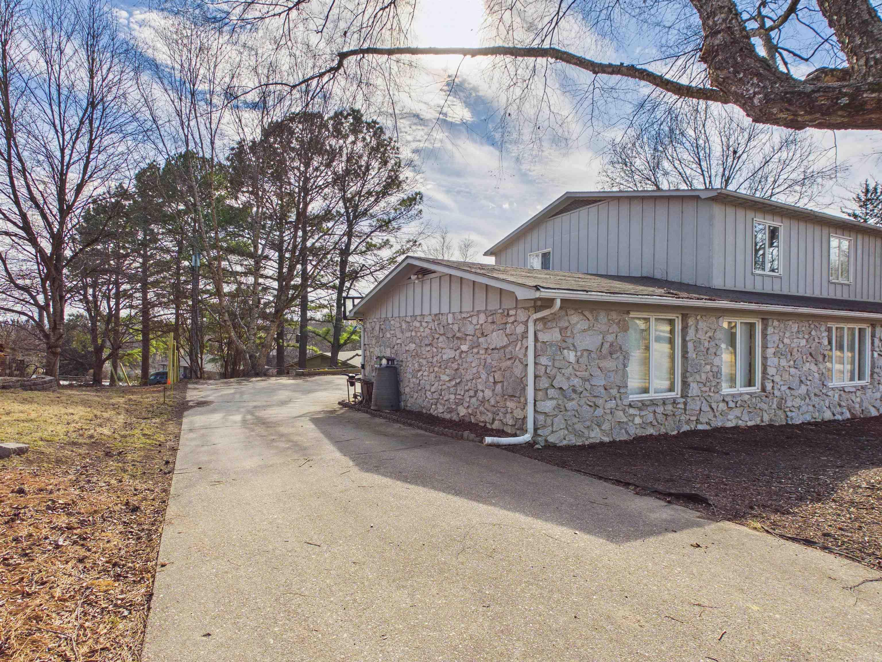 1006 W Sherman  Harrison, AR