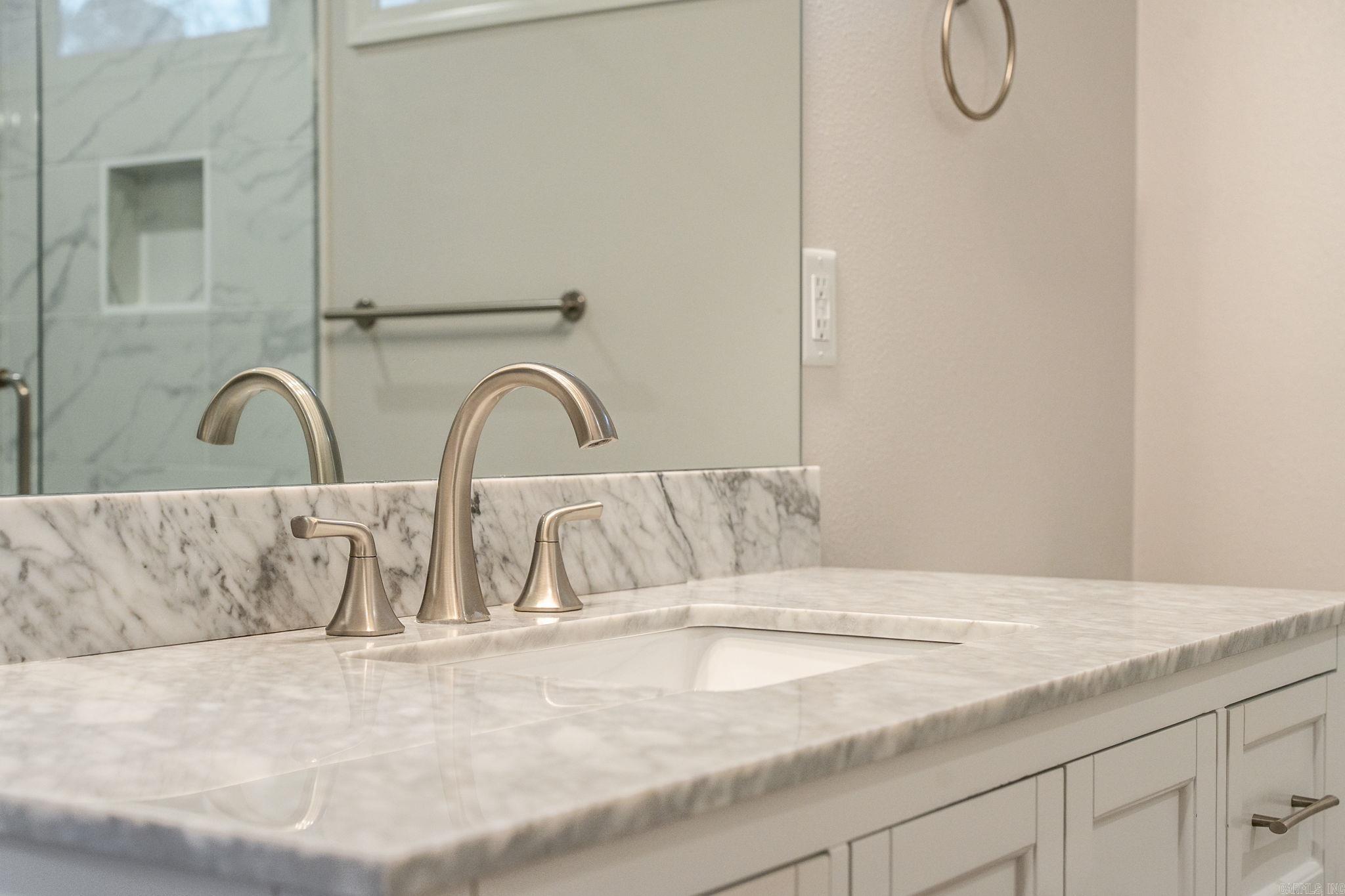 2420 Durwood  Little Rock, AR