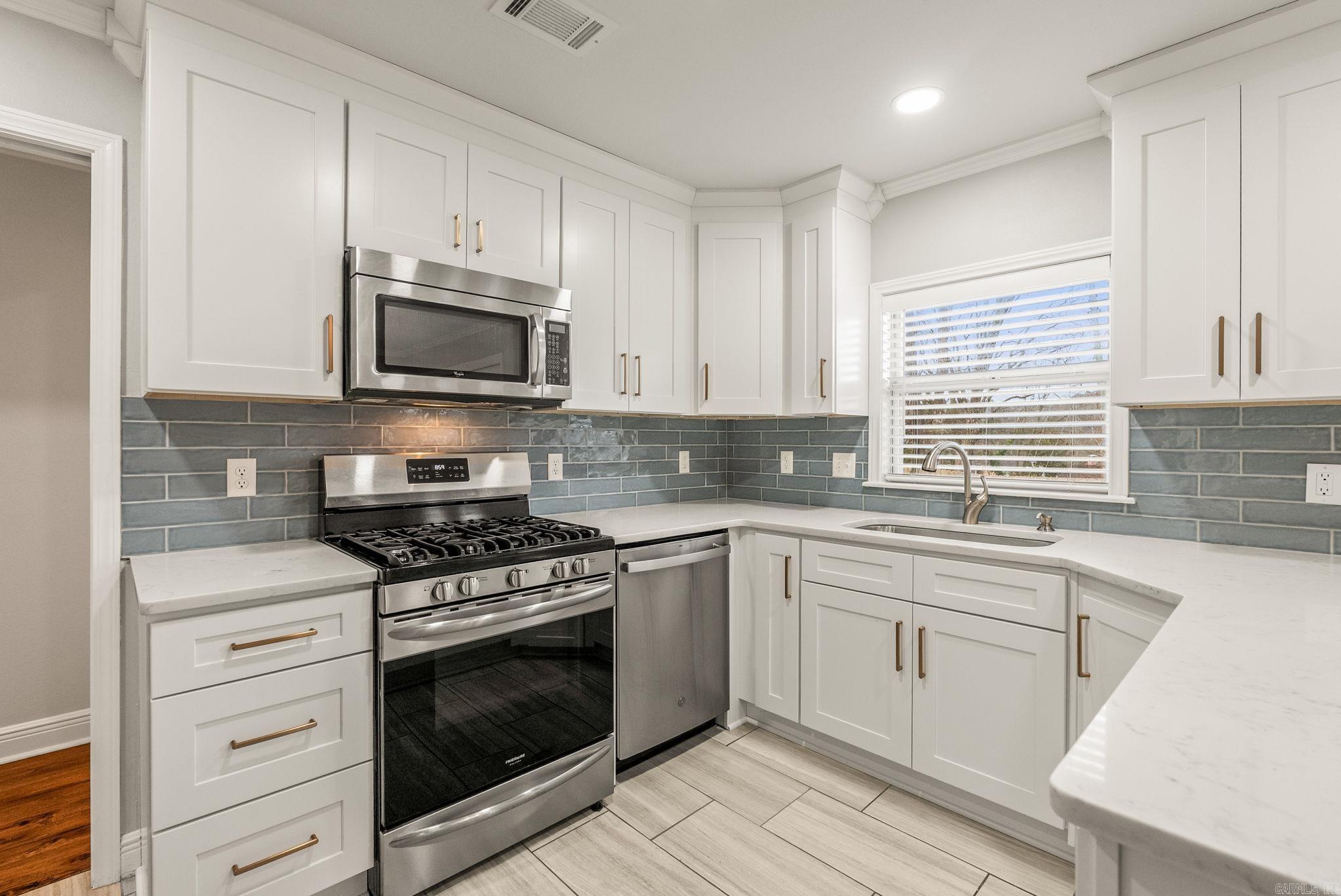 2420 Durwood  Little Rock, AR